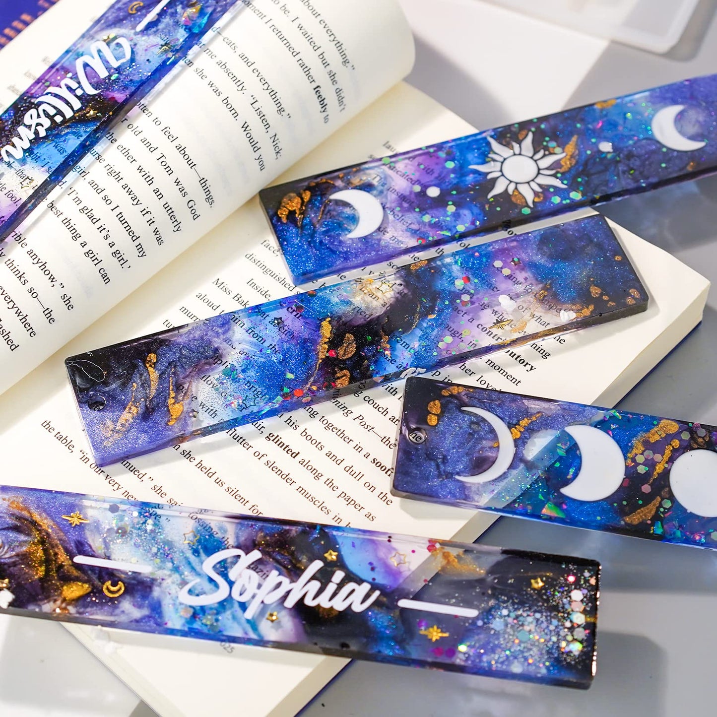 LET'S RESIN Bookmark Resin Molds Silicone 1.5'' Wide, Blank and Cat Moon Pattern Silicone Bookmarks Molds Kit with 20pcs Tassels, Rectangle Bookmark Molds for Epoxy Resin Casting Crafts