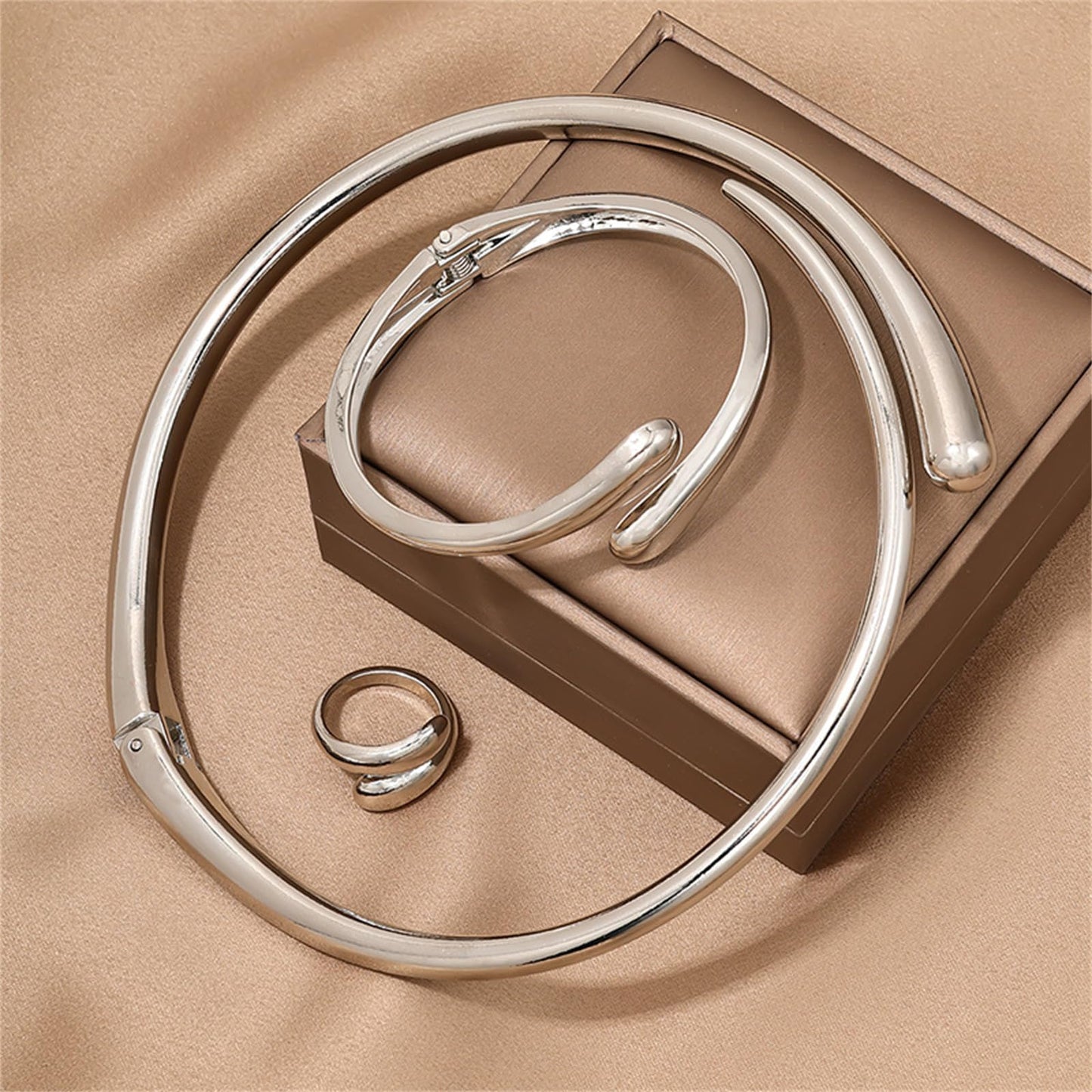 Hcrohihit Chunky Thick Cuff Bangle Bracelet for Women,Minimalist Adjustable Open Cuff Bracelet and Ring Collar Set,Polished Statement Cuff Bangle,Fashion Jewelry (C Silver)