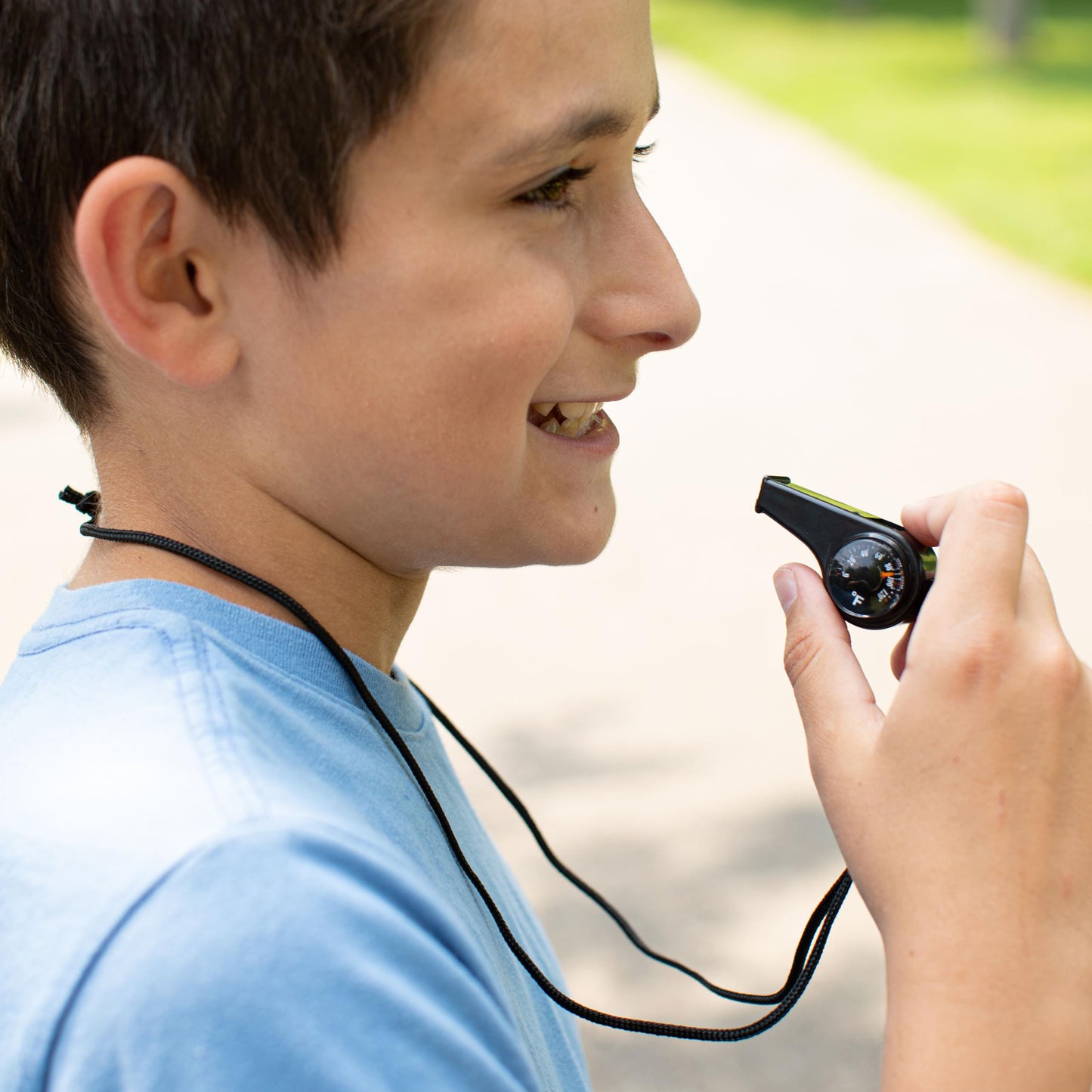 Carson AdventurePak Containing 30mm Kids Field Binoculars, Lensatic Compass, Flashlight and Signal Whistle with a Built-in Thermometer (HU-401), Multicolor
