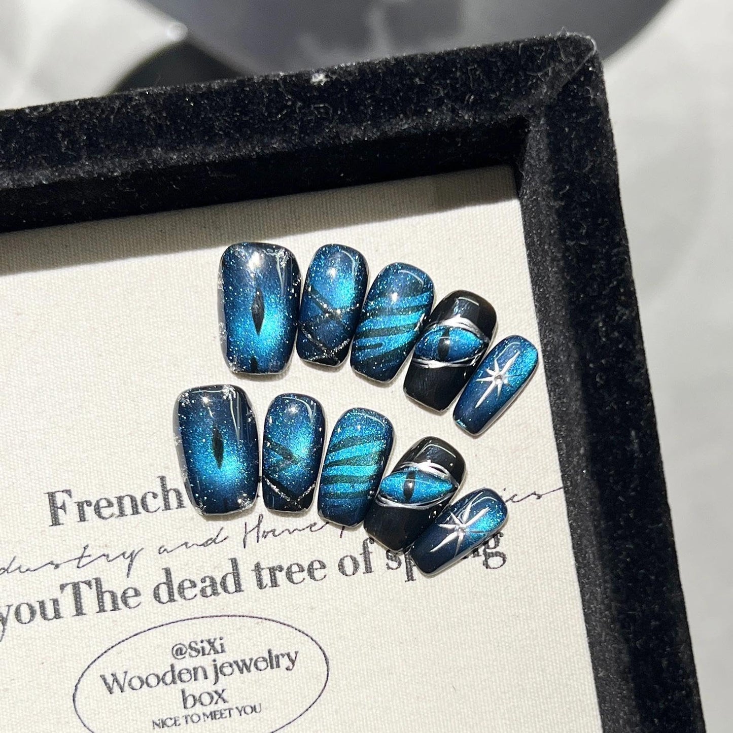Handmade 3D Blue Black Glitter Square Press On Nails, Edgy Line Star Artisan Nails Set, Reusable Glossy Press-ons with Tool Kit (S)