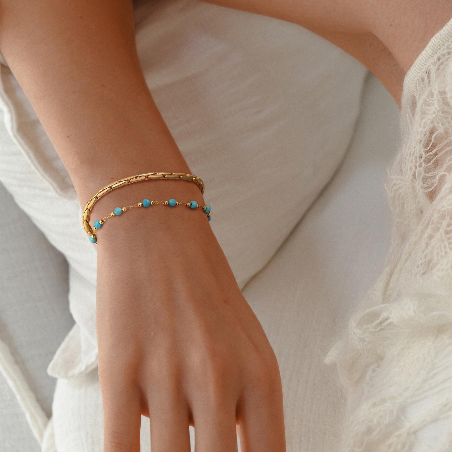 MEVECCO Gold Round Turquoise Beaded Bracelets,14K Gold Plated Handmade Cute Dainty Bracelet for Women