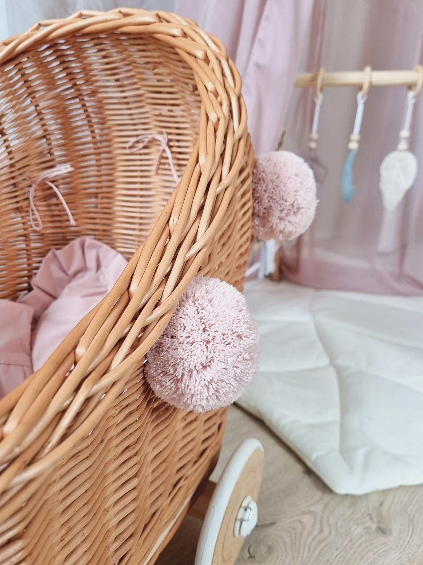 Wiklibox Natural Rattan Doll Stroller - Hand Made in Europe - Fits 17" Dolls & Plush Toys - Wicker Doll Pram & Baby Walker with Bedding Set - Perfect for Imaginative Play
