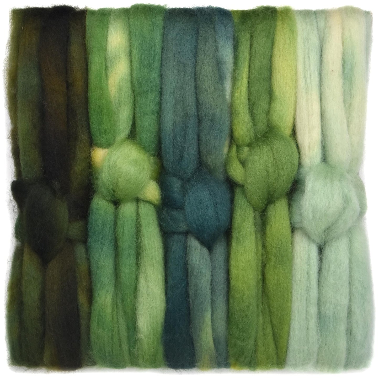Hand Dyed BFL Spinning Fiber. Super Soft Wool Top Roving Drafted for Hand Spinning, Felting, Blending and Weaving. 5oz. Greenery