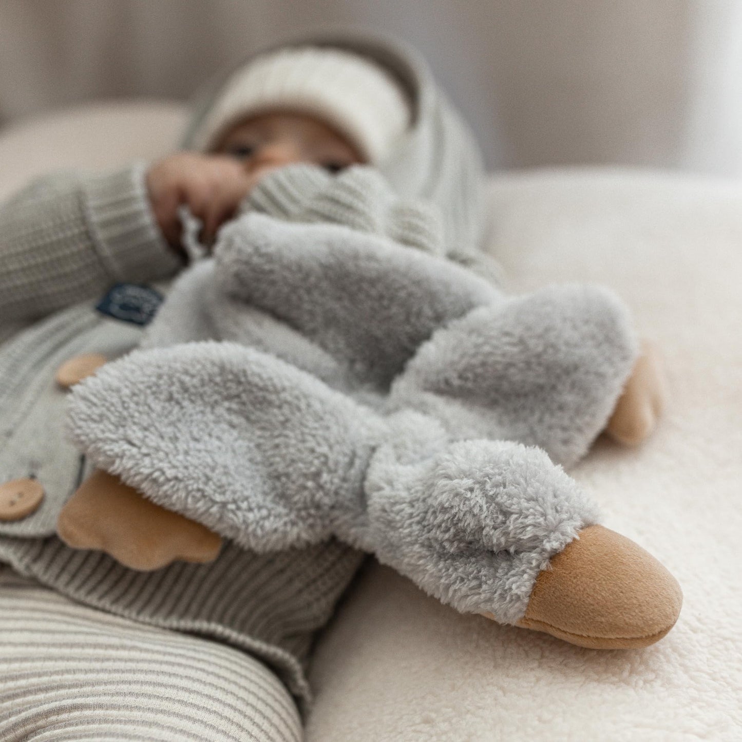 Veronea Helga The Goose, Pacifier Holder, Security Blanket Lovey, Infant Stuffed Toy, 9.8 Inches (Pack of 1) (Sky Grey)