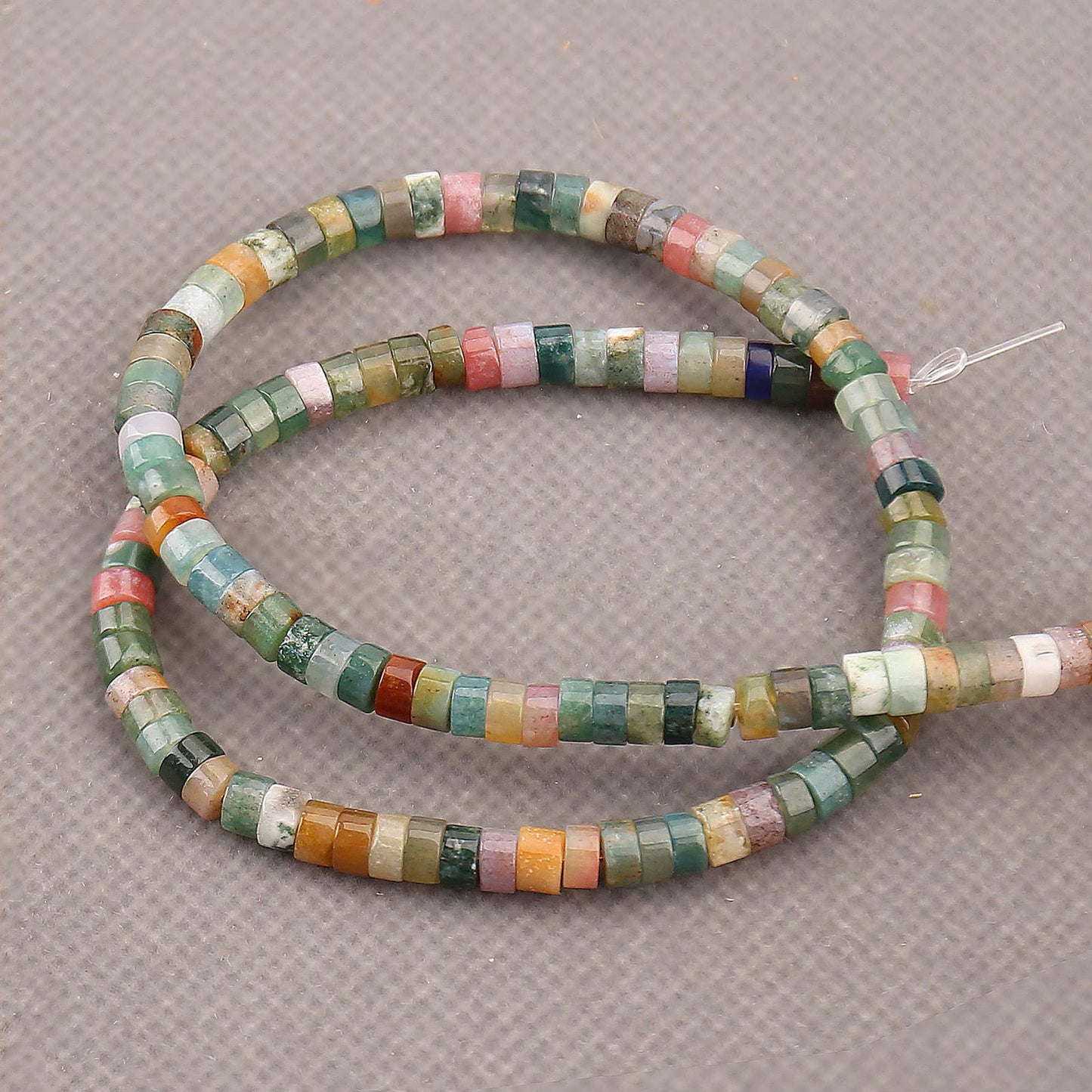 150PCs Natural India Agate Spacer Beads, Loose Semi Precious Flat Round Gemstone Heishi Disc Stone Beads for Beading Jewelry Making 4mm*2mm 38cm