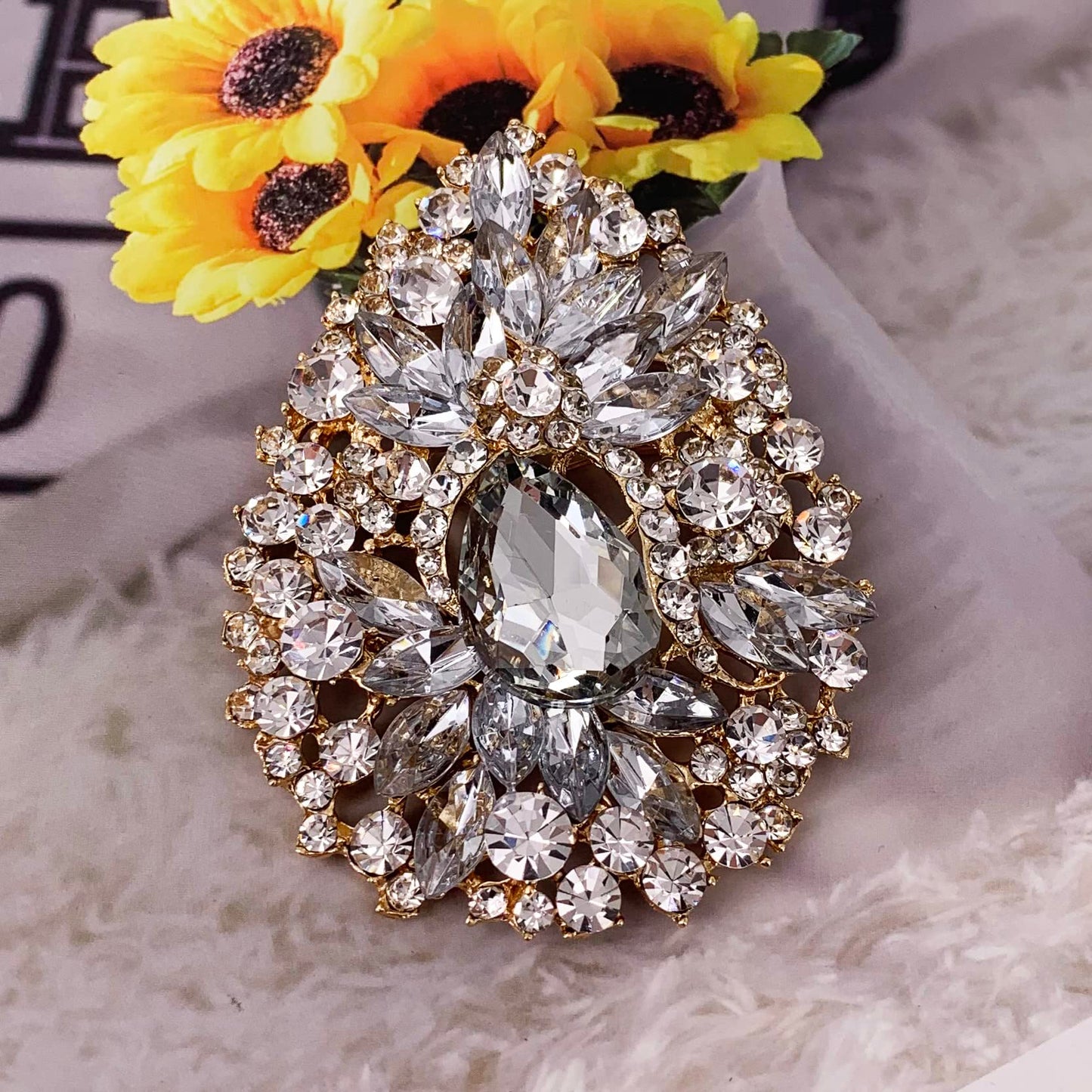 SELOVO Huge Big Large Flower Statement Brooches and Pins Scarf Decoration Gold Tone (Gold)