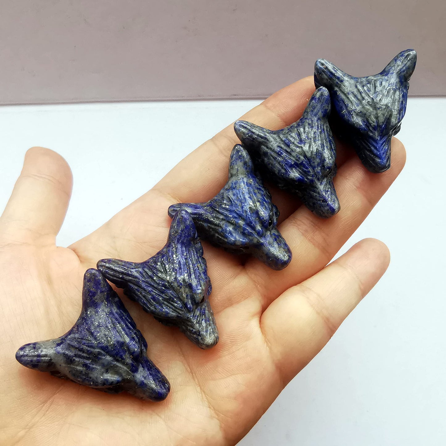 Bacatgem Natural Lapis Lazuli 1.37 inchs Wolf Head Pocket Crystals and Healing Stone Figurine,Haped DIY-Jewelry Pendant