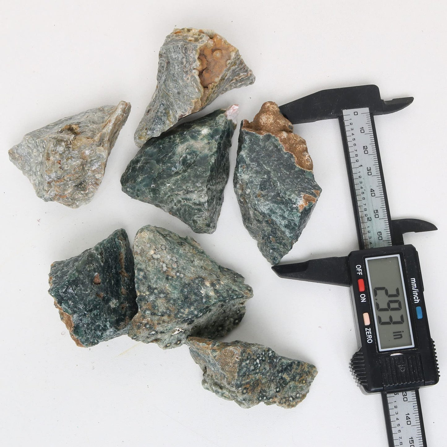REAL-GEMS Natural Raw Healing Crystals Rough Stones for Tumbling, Cabbing, Polishing, Wire Wrapping, Wicca & Reiki Crystal Healing, Mix Gemstones,7 Chakra (Green Parenite)