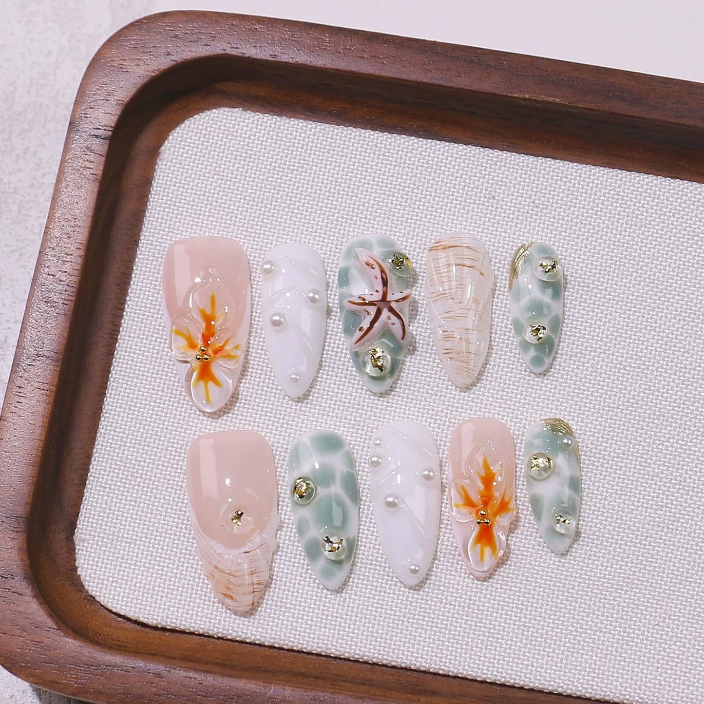 Almond Medium Press on Nails Handmade Fake Nails White French Tip with 3D Flower Designs beach luxury Glossy Cute Acrylic Nails for Women 10pcs (Size M）