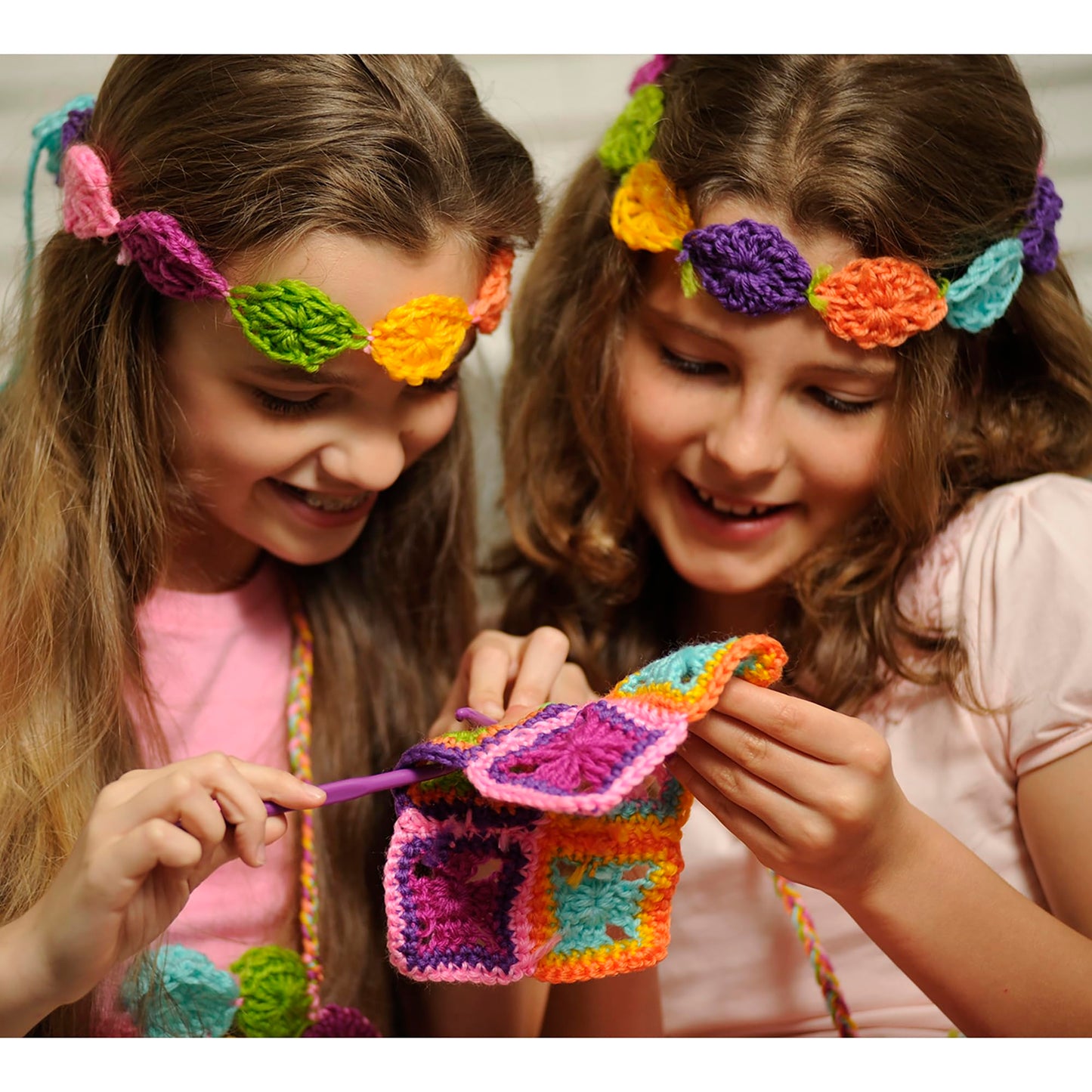4M: Easy-to-Do Crochet - DIY Knitting Craft Kit, Learn 3 Yarn Work Projects, Create Coasters-Mini Bag-Placemat, All-in-1 Set, Beginners & Kids Ages 8+