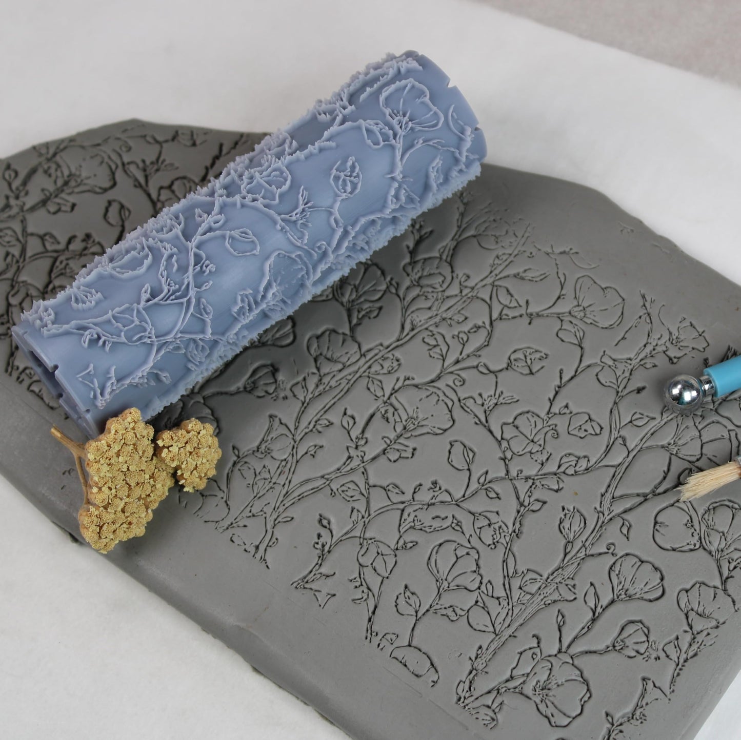 Twining Bloom Vines Clay Texture Roller (4") - Seamless Meadow Set #01 - Embossing Pattern Roller for Polymer & Ceramic Clay, Pottery & Crafts