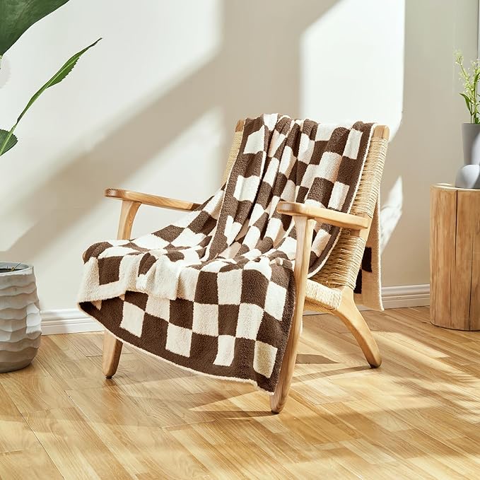 CozeCube Checkered Blanket, Ultra Soft Cozy Dark Brown and White Throw Blanket, Warm Cozy Knit Fuzzy Plush Checkerboard Throw for Couch Bed Sofa, 50"x60"