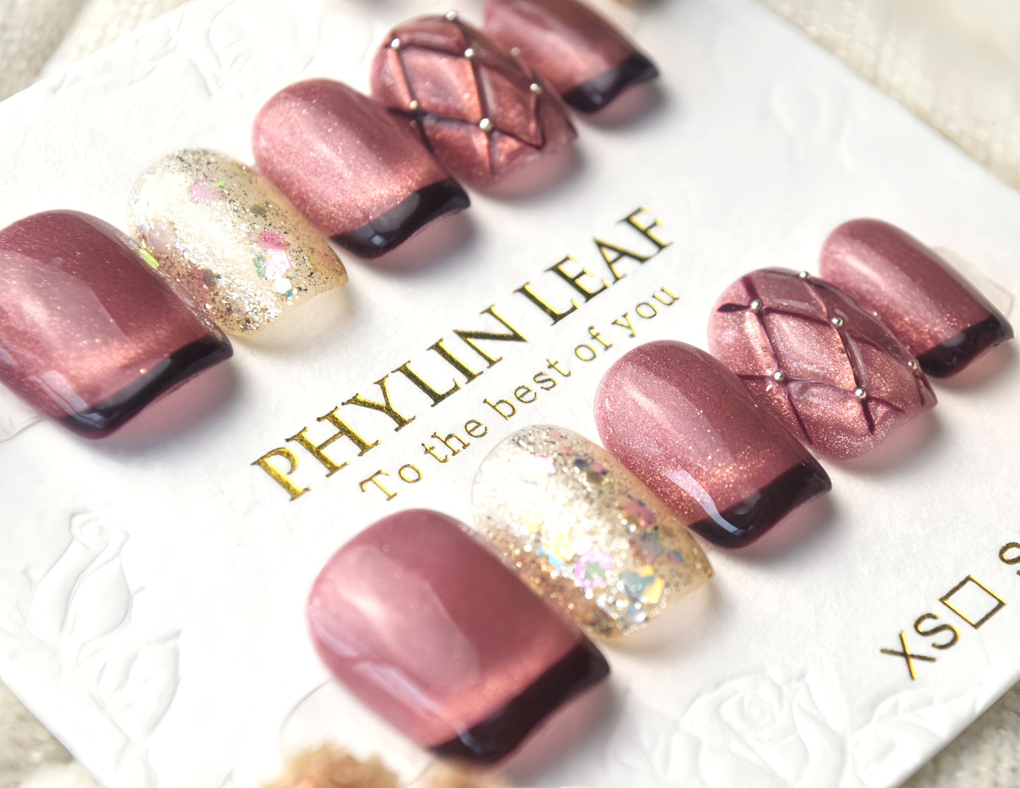 Press On Nails Handmade Fake Nails Square Short 3D Diamond purple Cat Eye Glossy Rhinestones Finger Manicure medium luxury False press ons Acrylic Nails Full Cover Artificial (M size)