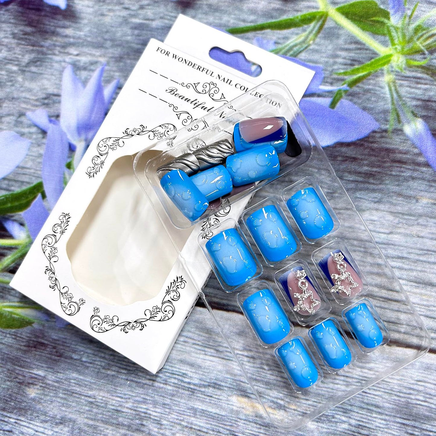 3D Press On Nails - Short Square Metal Stars Chain Design False Nails - Full Cover Blue Smudge Artificial Acrylic Coffin Nails - Reusable Glue On DIY Stick On Nails for Women - 24 Pcs