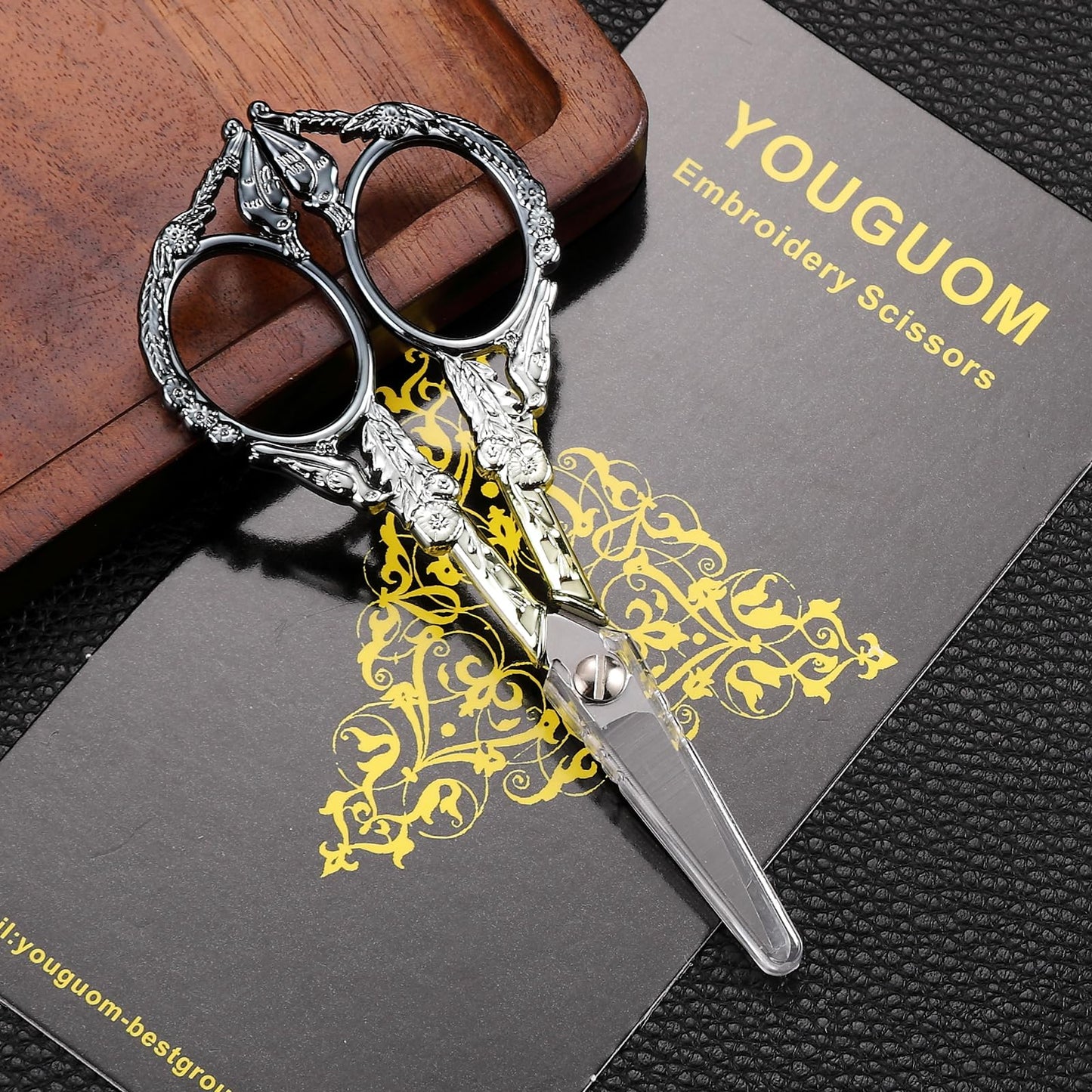 YOUGUOM Sewing Embroidery Scissors, Small Thread Scissor for Craft Artwork Needlework Yarn Knitting Detail Snips, Black Cute Bird Shears