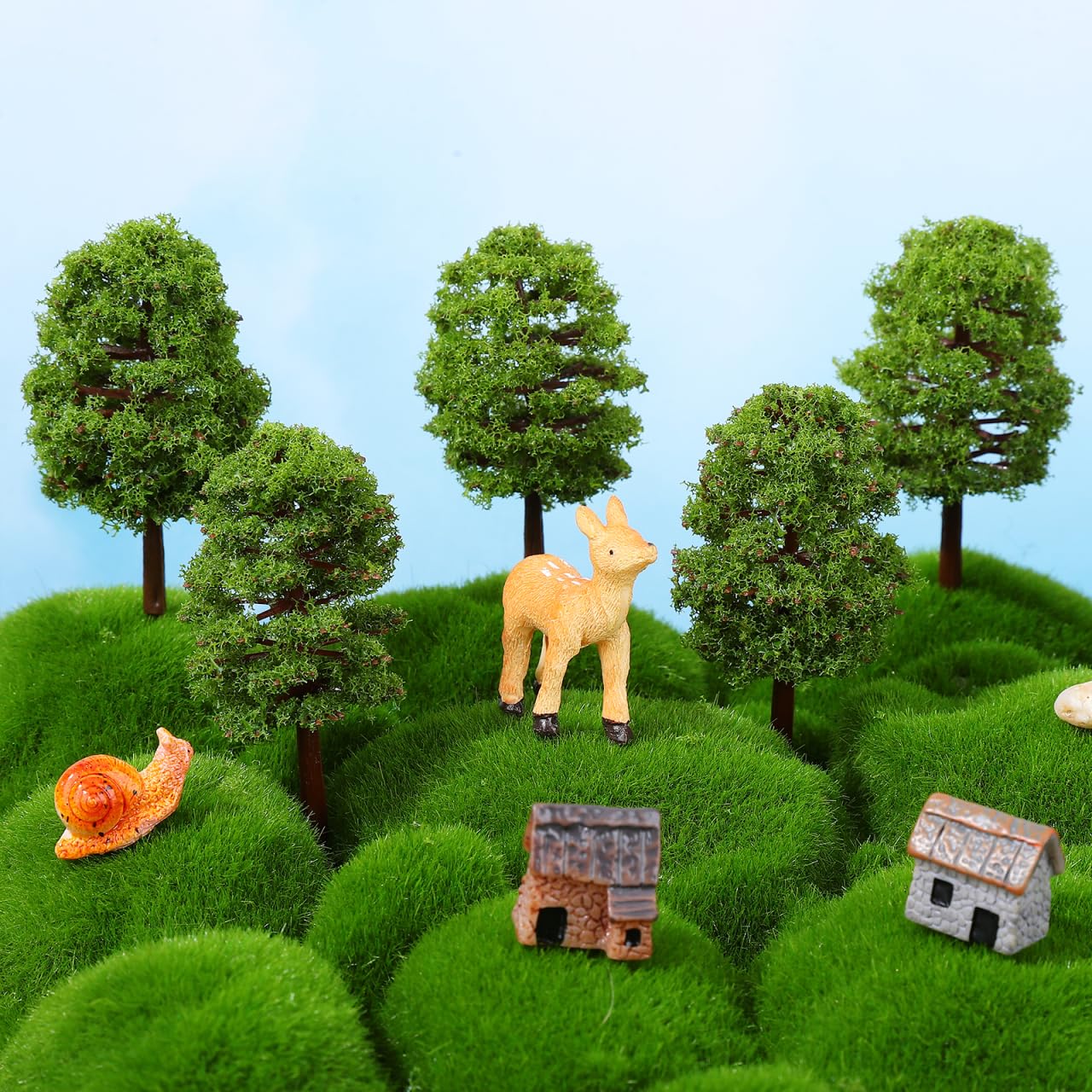 SHINEOFI 20Pcs Model Trees for Diorama, Miniature Plastic Trees for Crafts, Architecture Scenery, Train Railway Landscape, Mixed Green Fake Mini Figurines for Projects