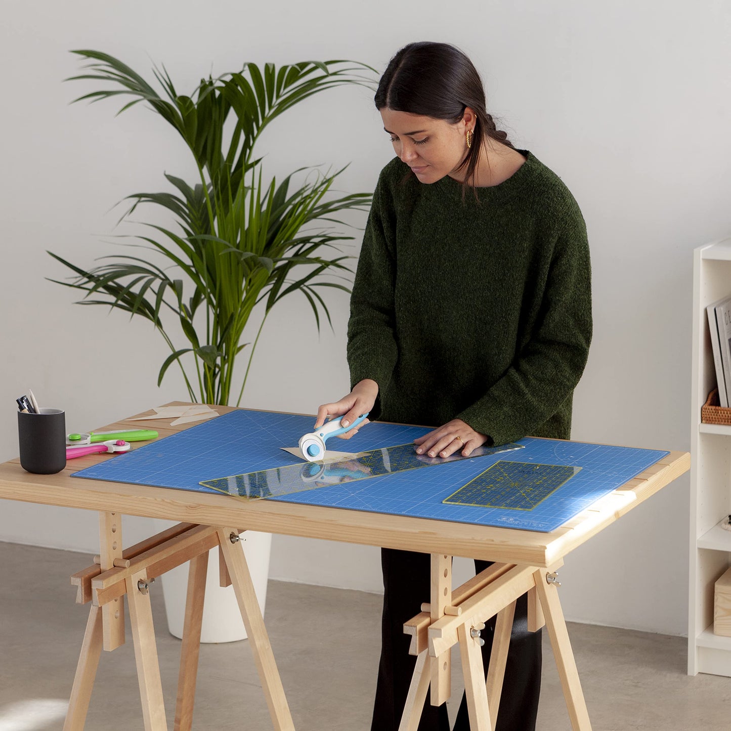 Elan Cutting Mat A1 Blue, Large Self Healing Cutting Mat 24 x 36 Inch, 5-Ply Craft Board Blue, Hobby Board for Crafts 24x36 Inch