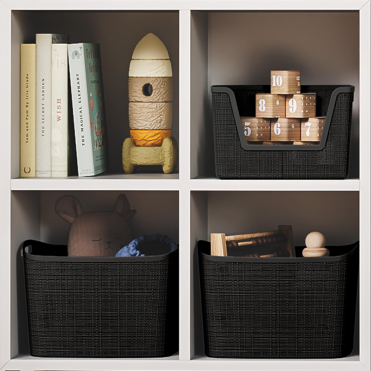 Set of 2 XL 30.5L Jute Decorative Plastic Organization and Storage Baskets (2 Count)