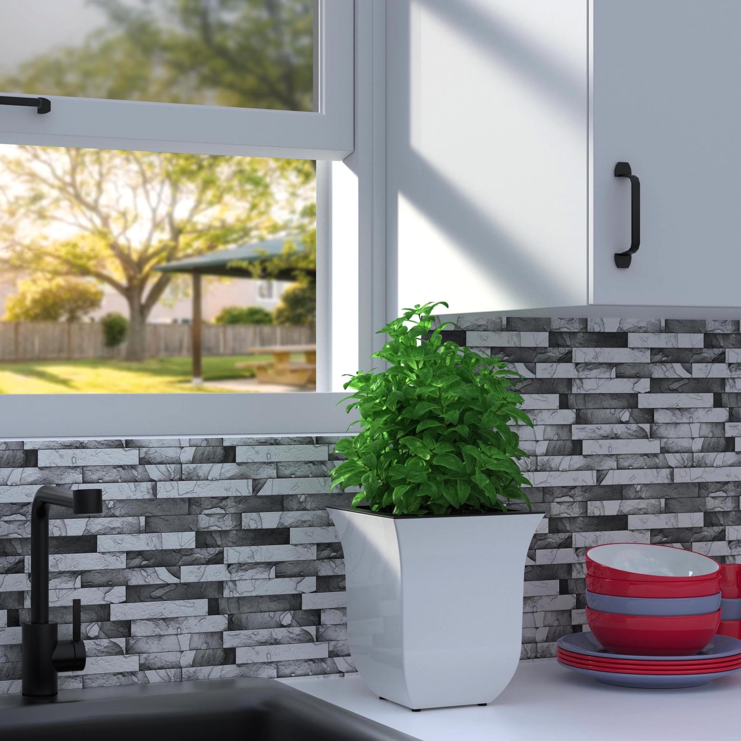 Valencia 8in Planter - White