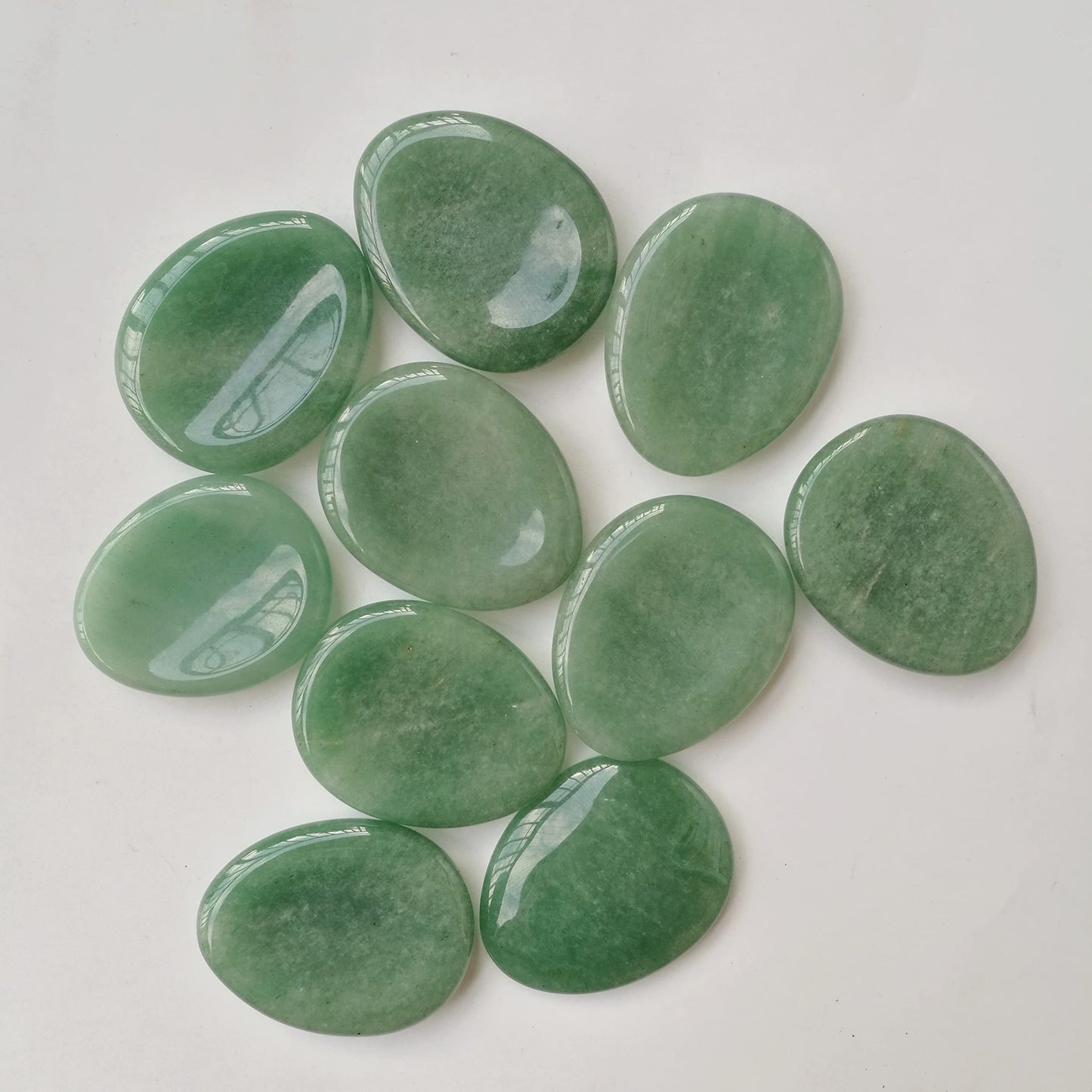 Bacatgem Natural Green Aventurine Water Drop Chakra Thumb Worry Stone,Stress Relax Healing Reiki Crystal Pocket Palm Stones
