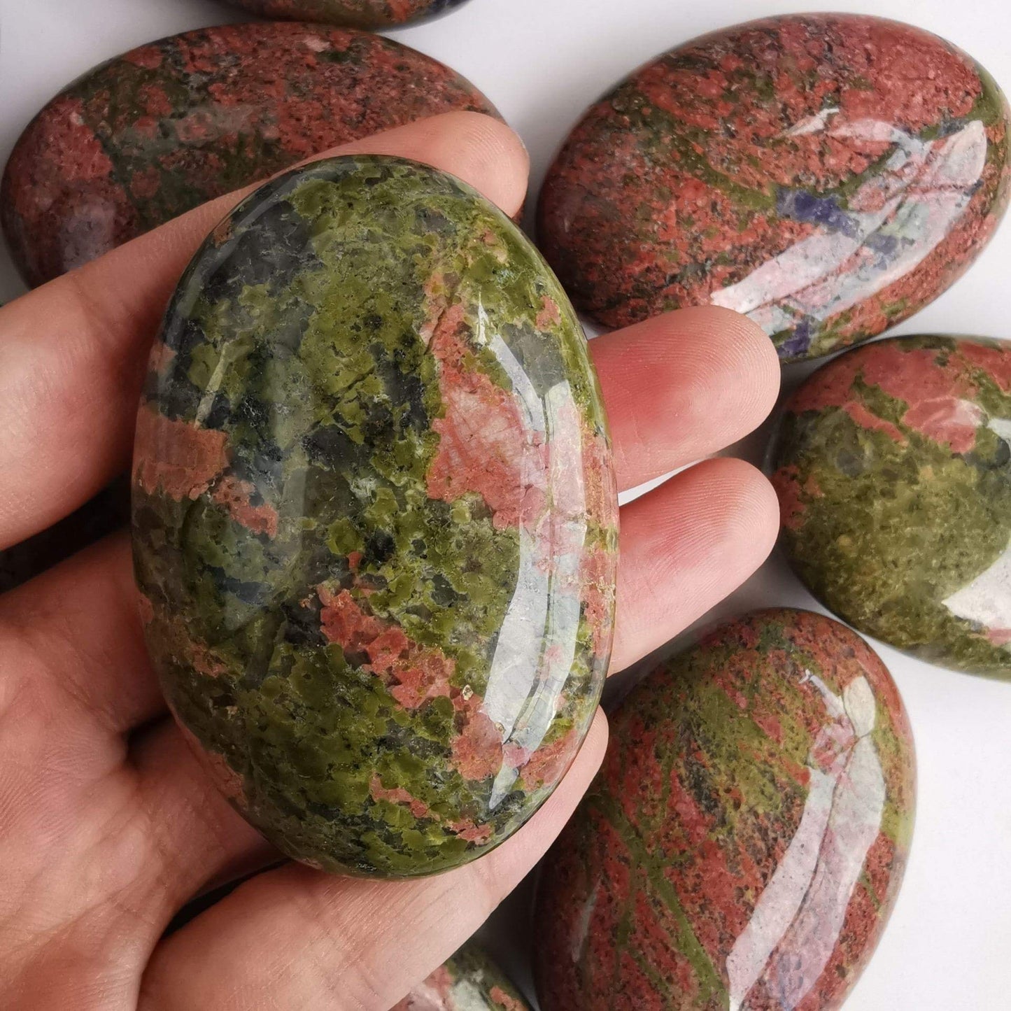 Loveliome Natural Unakite Oval Polished Worry Stones, Healing Crystal Indoor Fountain Stones Massage Energy Anxiety Relief Items
