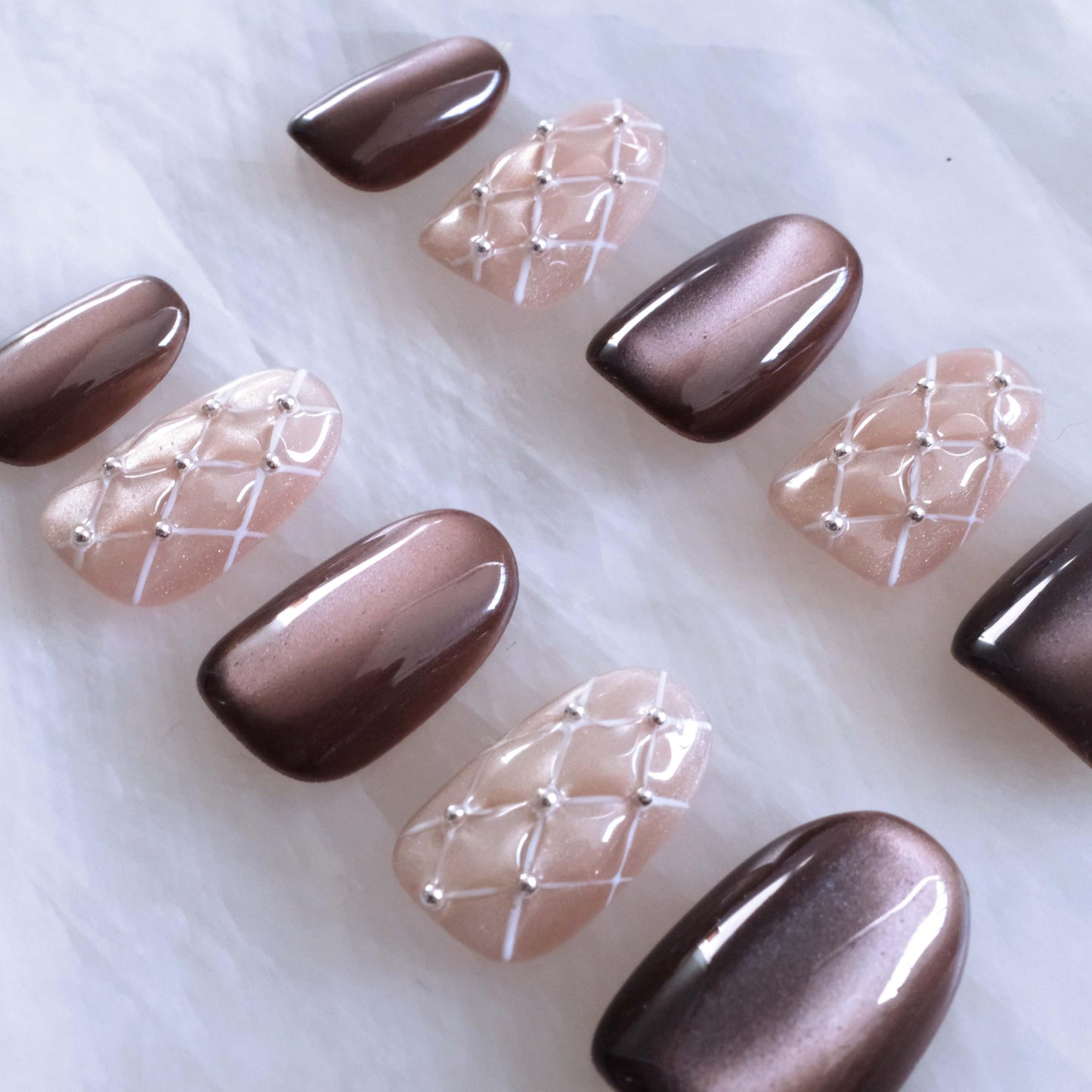 BrownVelvet - Handmade Press on Nails, Maillard Caramel Brown Cat Eye Checkered Design, Short Square Shape, Reusable Gel Fake Nails, 10 Pieces (XS Size, SS)