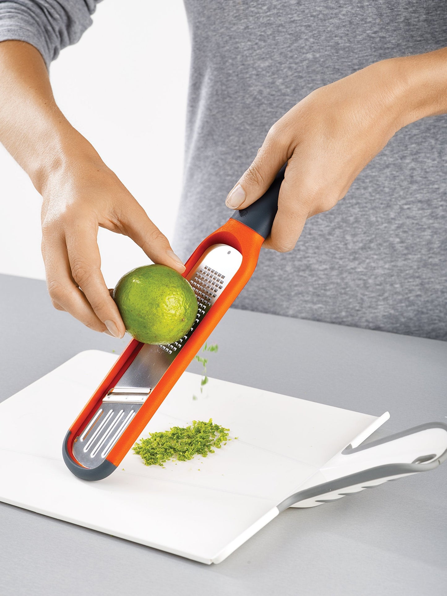 Joseph Joseph 2-in-1 Mini Grater & Slicer – Compact Kitchen Tool with Sharp Stainless Steel Blades