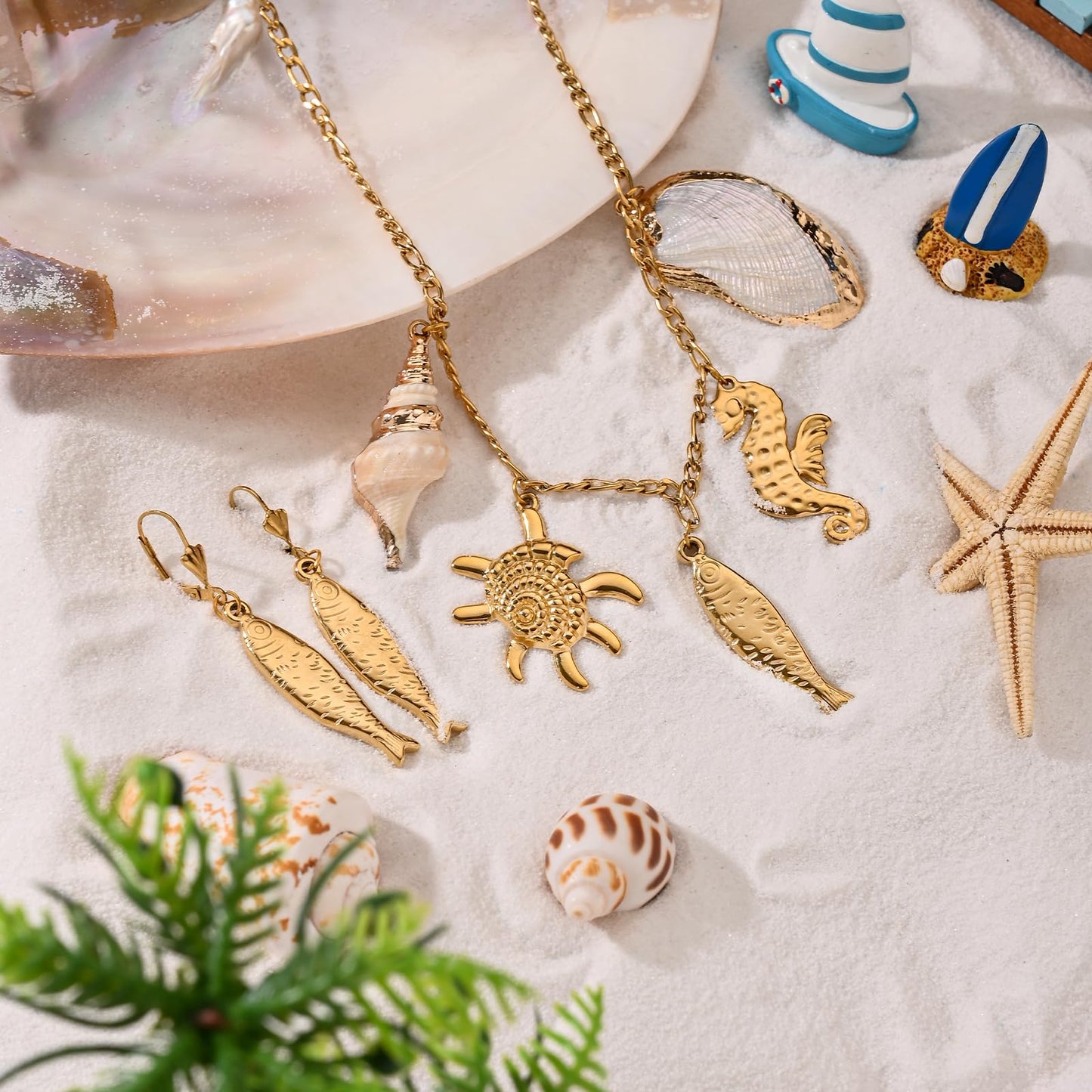 BTTLVZC Summer Beach Charms Necklace for Women Gold Fish Conch Seahorse Shell Charms Choker Necklace Trendy Ocean Theme Vacation Jewelry Gifts(Style-A)