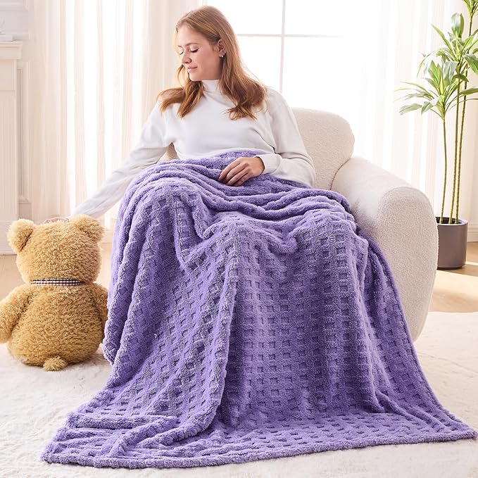 NEWCOSPLAY Super Soft Twin Blanket Lavender Premium Silky Flannel Fleece 3D Waffle Checkered Lightweight Bed Blanket All Season Use (Lavender, Twin(60"x80"))