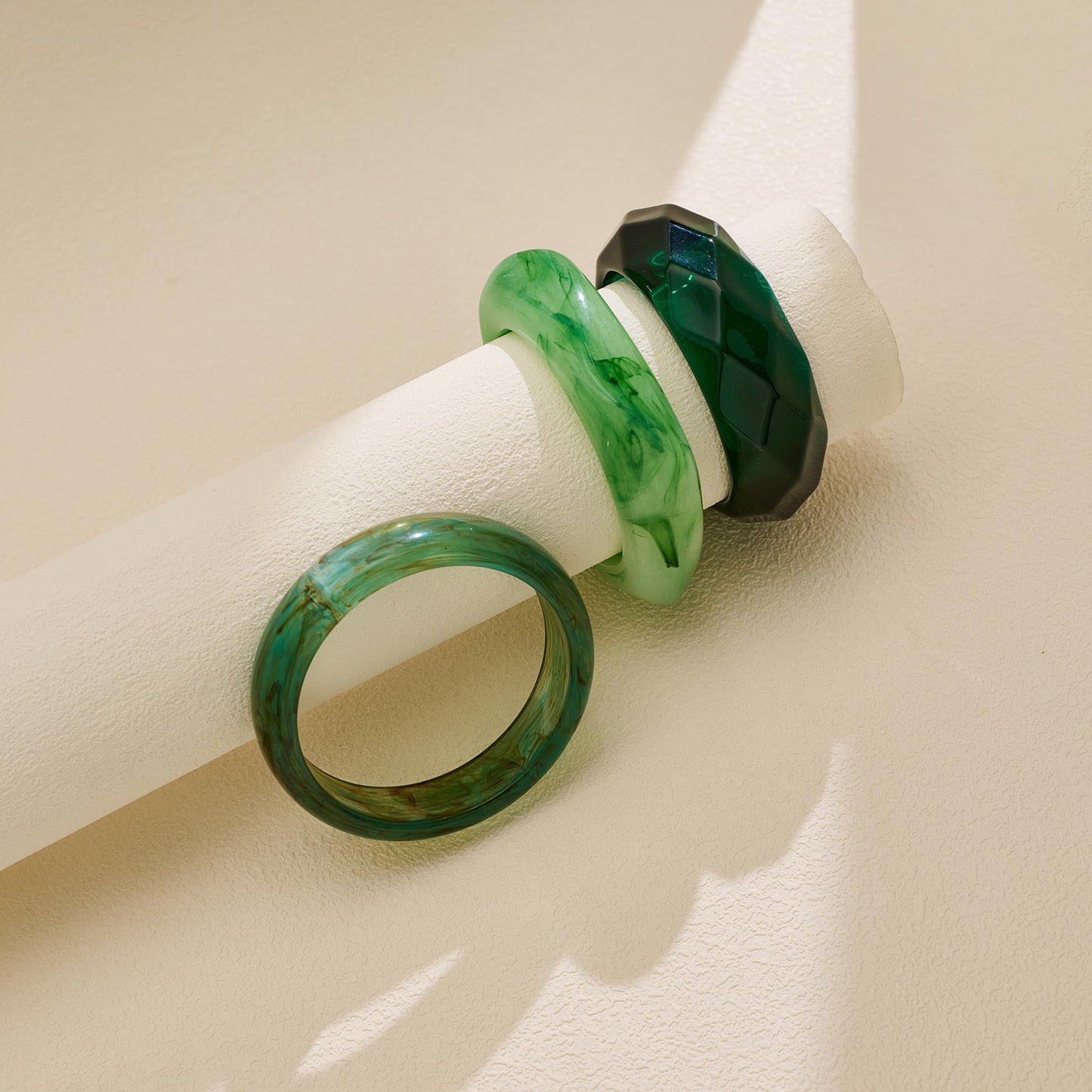 ENSKEFEN 3PCS Green Acrylic Resin Bangle Bracelets for Women Chunky Geometric Round Square Statement Bracelet Bold Wide Irregular Punk Acrylic Resin Bangle