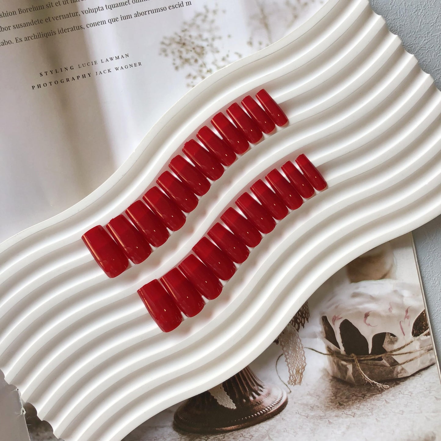 KQueenest Red Press on Nails Medium Almond&Warm Red Press on Nails Medium Long Square For Beach Party Daily Decoration in 48 PCS