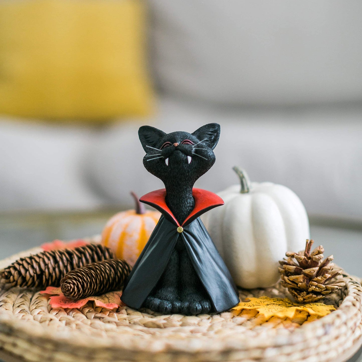 Whimsical Black Vampire Cat Figurine – Gothic Resin Halloween Decor for Cat Lovers – Whimsical Vampire Kitty Statue with Fangs and Cape – Spooky Cute Shelf Accent – Unique Gift for Pet or Horror Fans