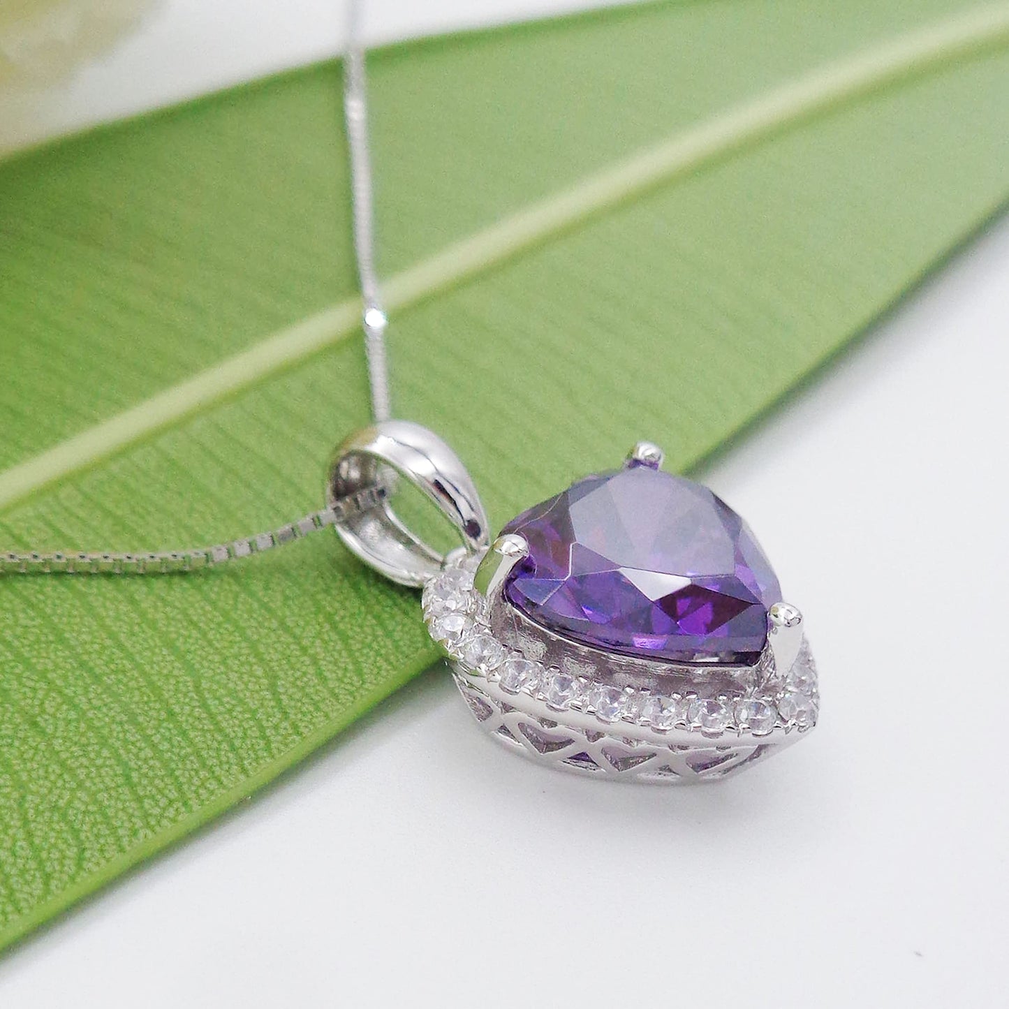 Navachi 925 Sterling Silver 18k White Gold Plated 3.7ct Heart Amethyst Az9305a Necklace Pendant 18"