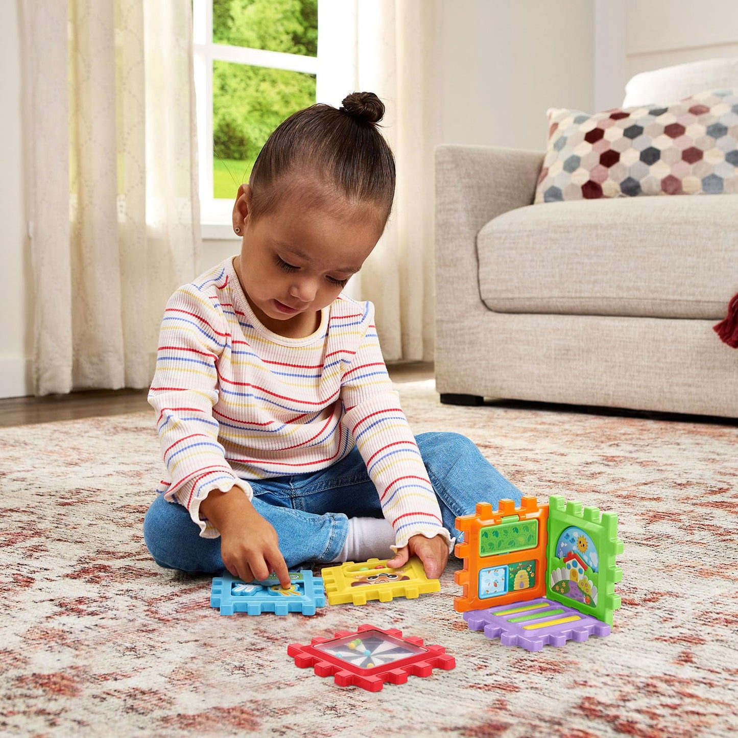 LeapFrog 6-in1 Snap and Learn Busy Cube Motor Skills Baby Toy