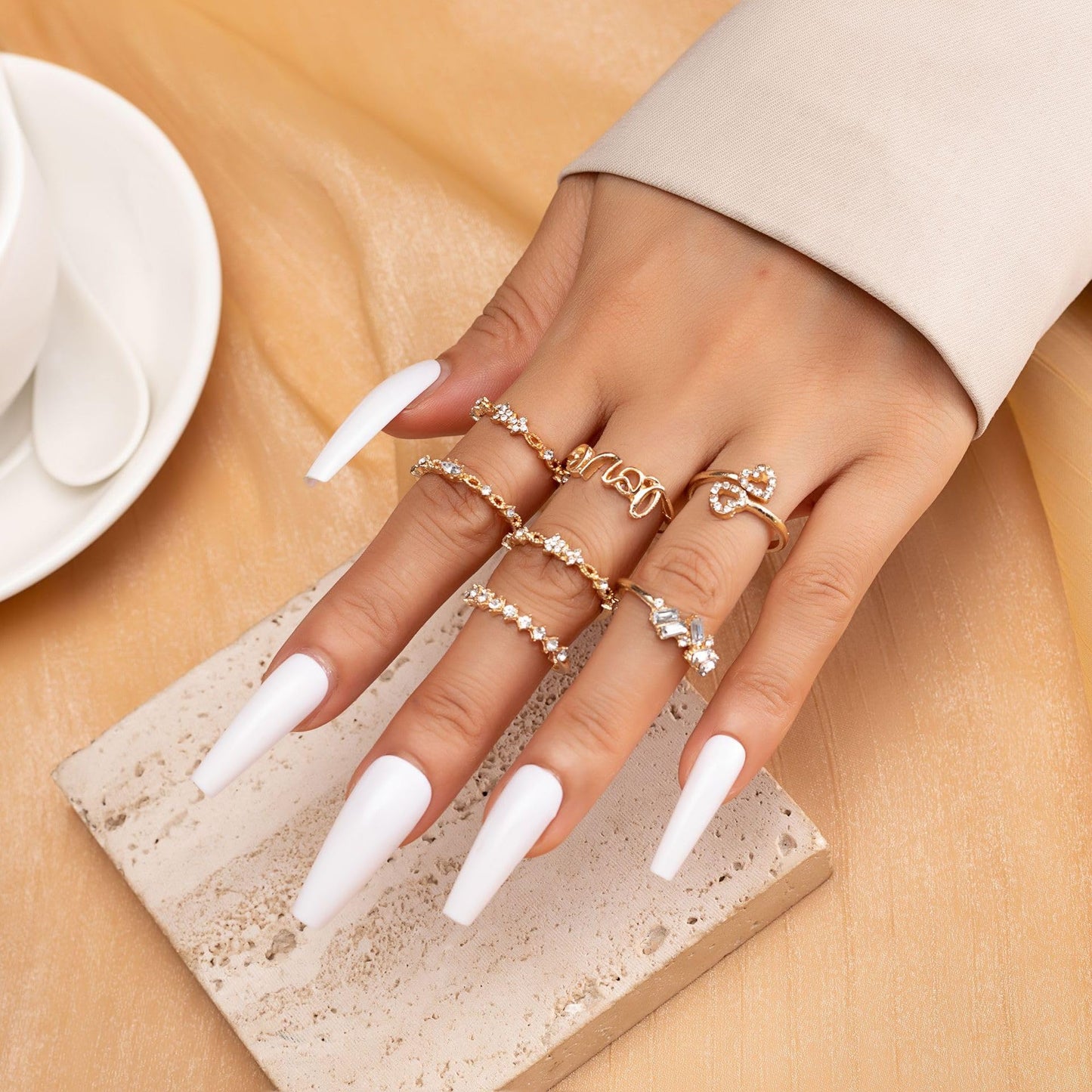 FUTIMELY Boho Retro Stackable Rings Sets for Women Knuckle Joint Finger Knuckle Nail Ring Sets Moon Stars Stack Preppy Statement Rings Cute Trendy Stuff Jewelry (B-7PC-LOVE Rings)