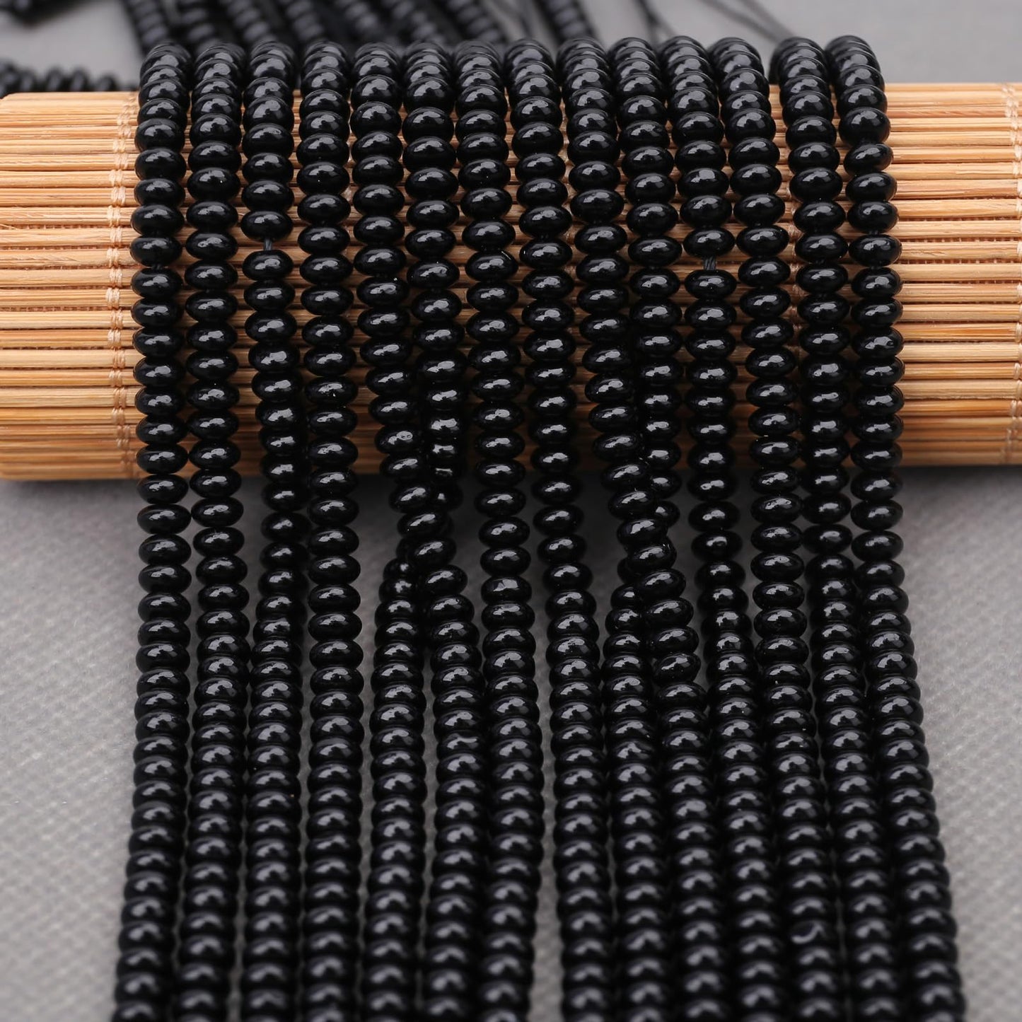 BONNY BOXX 1 Strand (150PCs) Natural 2 * 4mm Black Obsidian Rondelle Beads, Natural Abacus Disk Stone Beads Loose Spacer Gemstone for DIY Bracelet Necklace Jewelry Making