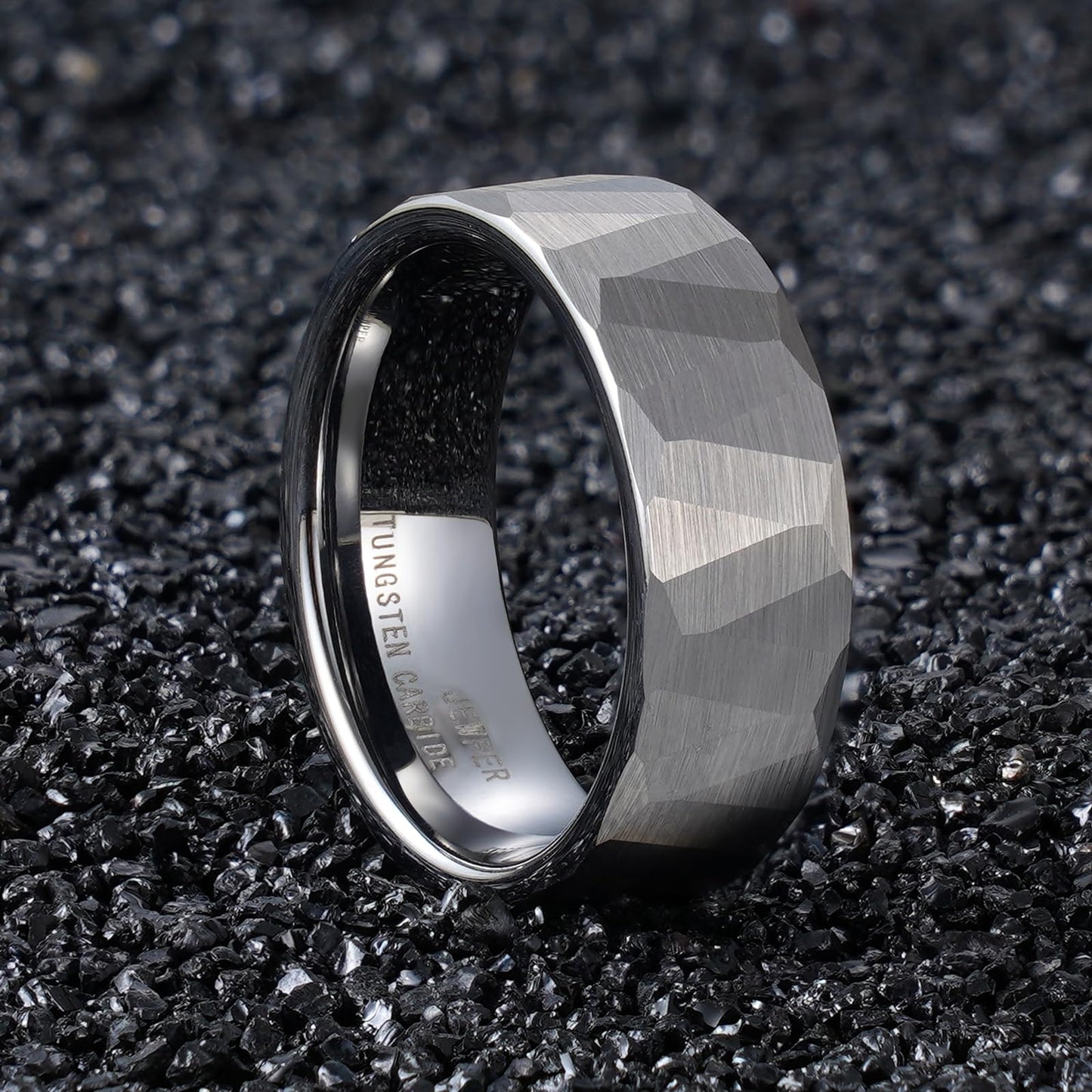 JEWPER 6MM 8mm Black/silver/gold Tungsten Rings for Men Womens Couple Fashion Jewelry Promise Engagement Wedding Band Hammered Inner ring inlaid with olive wood Carbide Polished Edge Comfort Fit