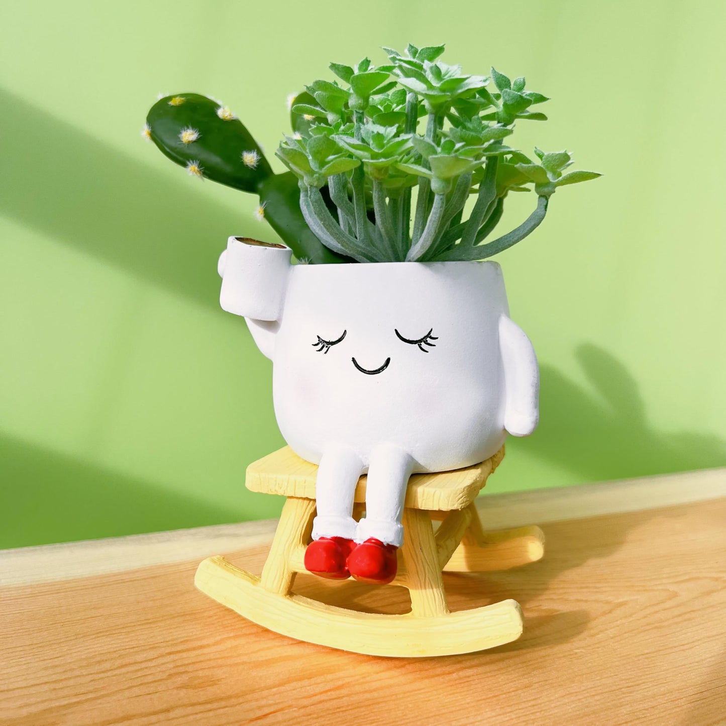 EylbKey Cute Rocker Planter Small Succulent Pot Handmade Smiling Face Planter Pot Lightweight Resin Head Plant Pot with Drainage Hole 1Pack
