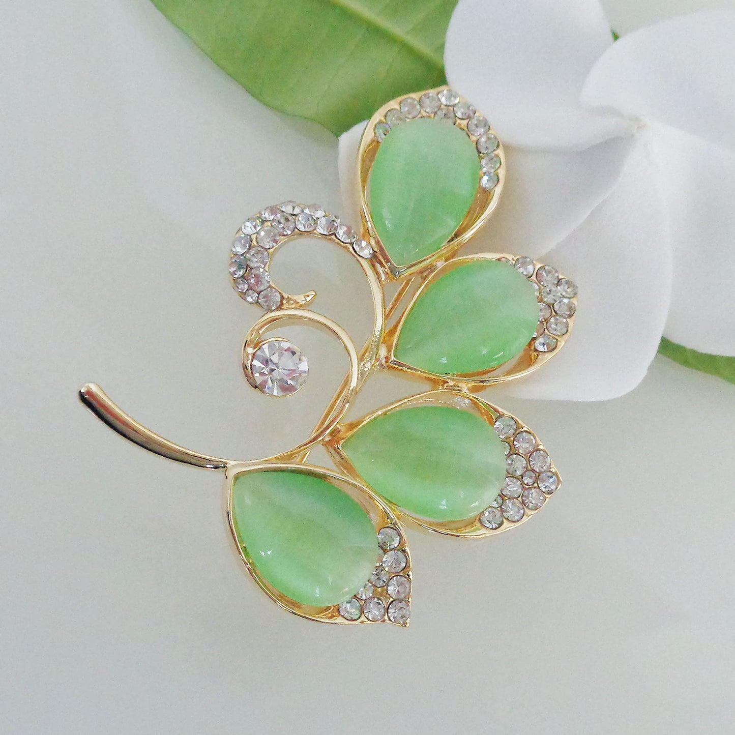 Navachi 18k Gold Plated Green Opal Leaves Crystal Branches Az7853 Brooch Pin