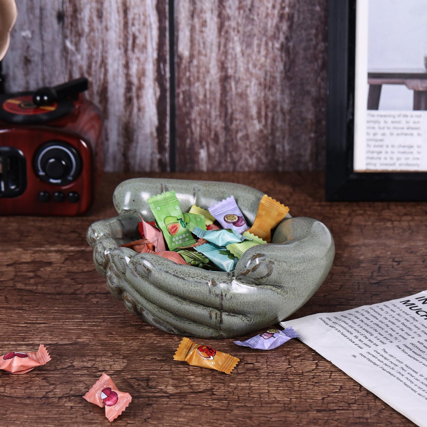 oliruim Ceramic Hands Bowl Dish Sculpture, Giving Hands Candy Holder for Succulent Planter, Crystal Rock Holder, Office, Keys Bowl for Entryway Table (Vintage Green)