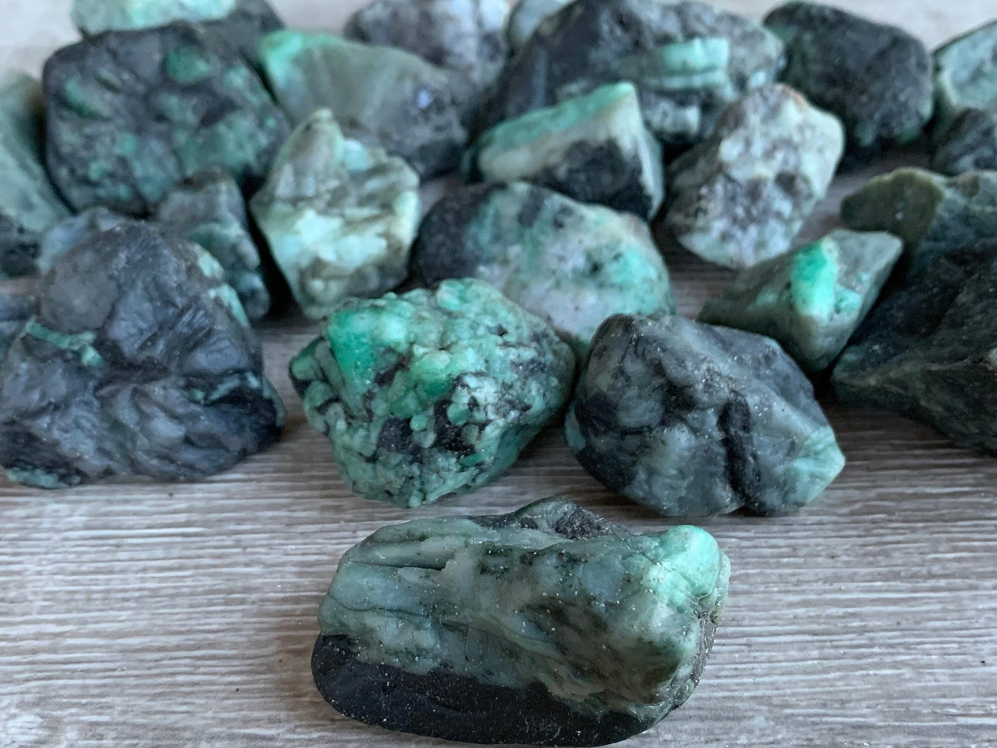 GAF TREASURES Wholesale Raw Emerald Crystals, Natural Emerald Stone, Natural Rough Emerald Crystals, Emerald Rough, Emerald Healing Crystals (Emerald, 0.25 Pound)