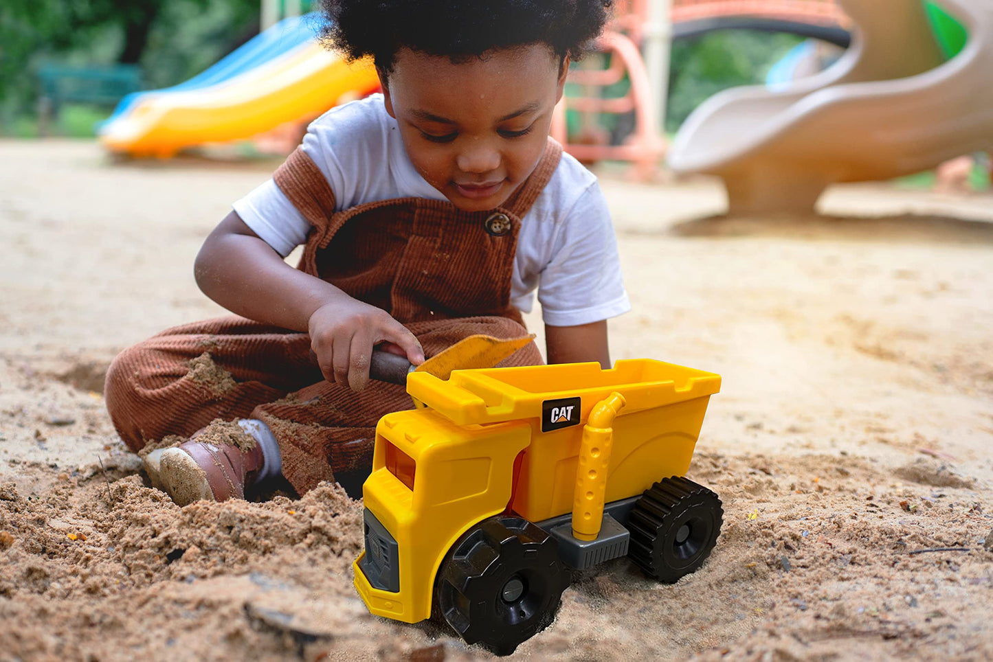 CAT Construction Toys, CAT Sandbox Construction, Dump Truck Sand Set with Sand Accessories, Ages 3 and up