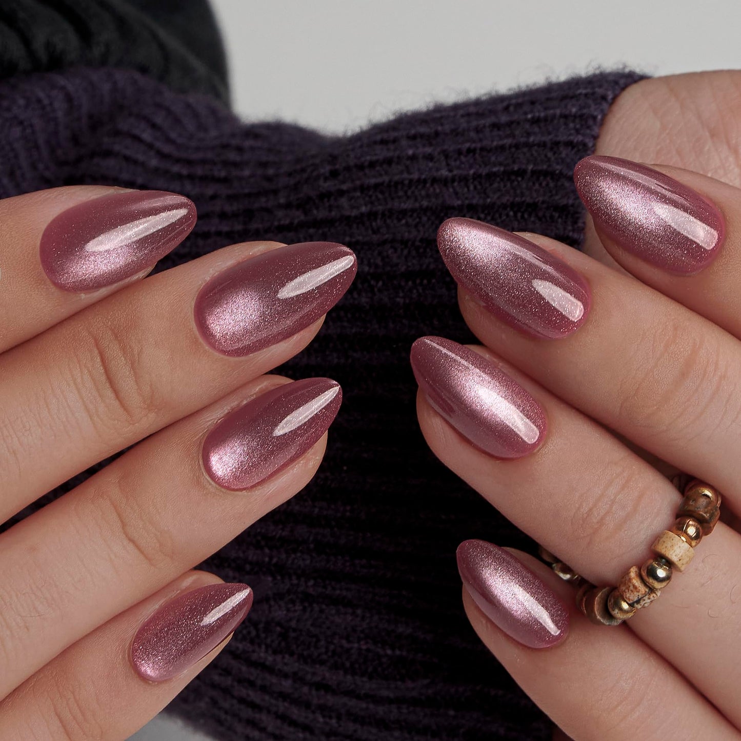 CurvLife Press on Nails Short Almond Cat Eye Pink Fake Acrylic Nails with Apricot Design Full Cover False Nails Glossy Nude Artificial Stick on Nails for Women