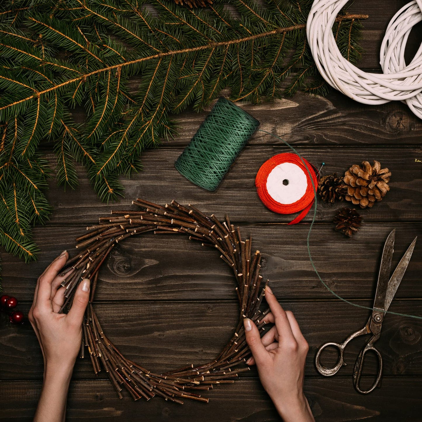 2 Rolls Floral Wire Vine Wire Bind Wire, 26 Gauge Rustic Wire Wrapping Wire for Crafts, Christmas Wreaths Tree, Garland and Floral Flower Arrangements (1346 Ft) (Dark Green)