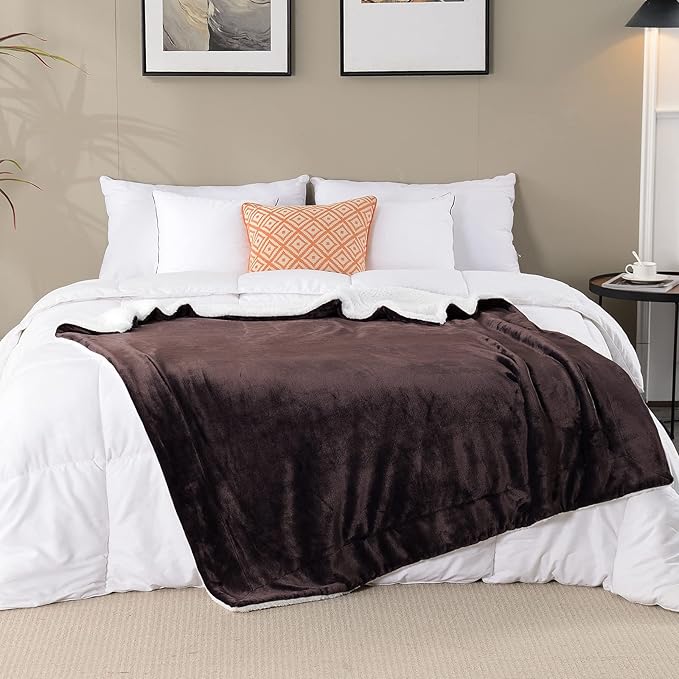 SOCHOW Sherpa Fleece Throw Blanket, Reversible Super Soft Luxurious Plush Blanket Throw Size, Brown, 50x60 inches