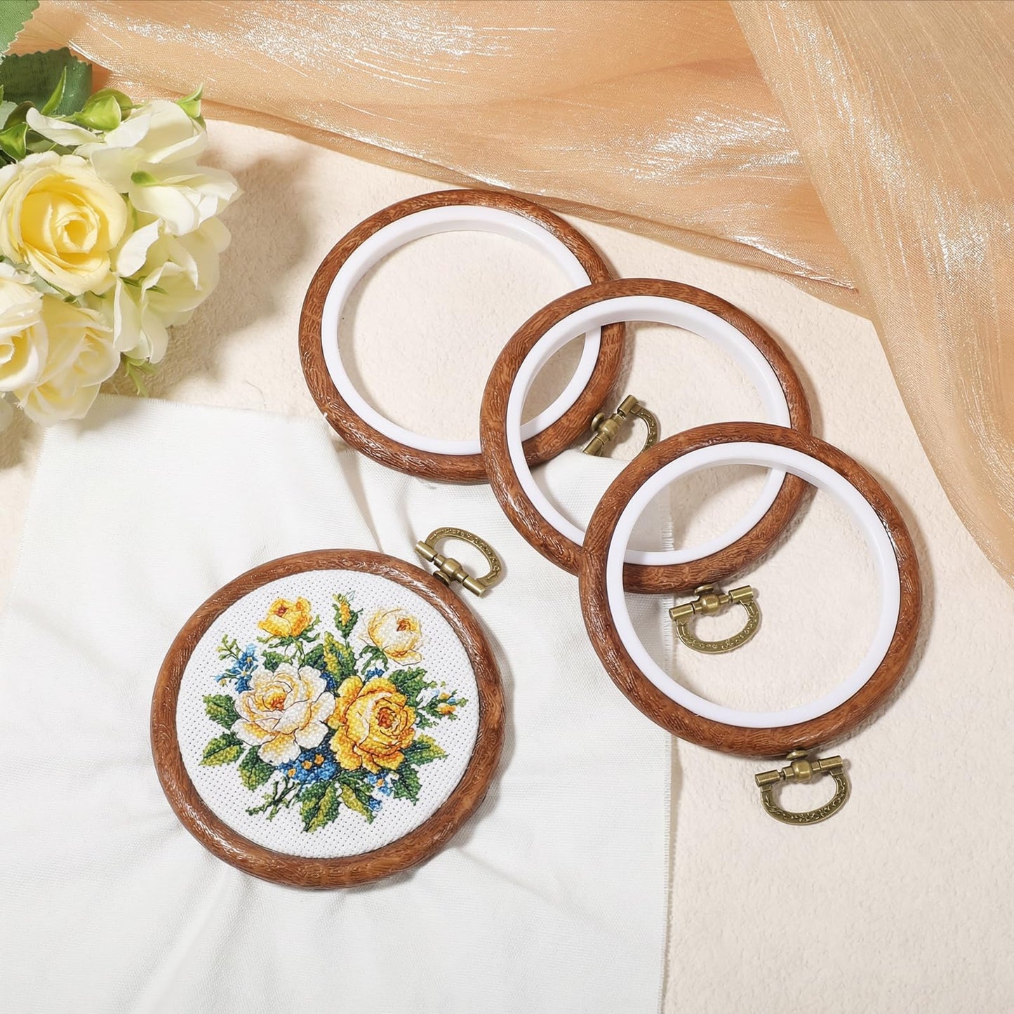 Kegeeei 18 Pcs 3 Inch Round Embroidery Hoops, Imitated Wood Cross Stitch Hoop Display Frame Circle for DIY Craft Sewing Hanging Ornaments