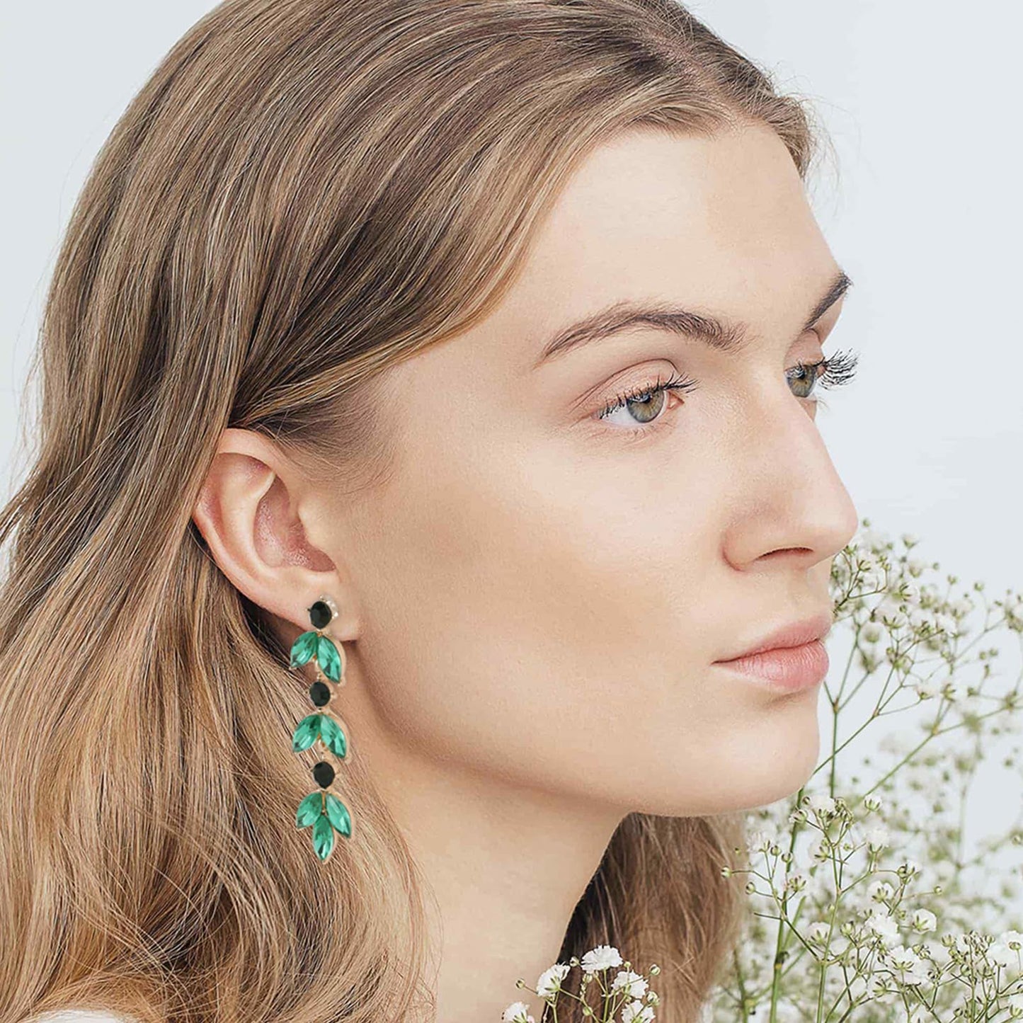 GAOKOXI Green Wedding Rhinestone Dangle Earrings Elegant Bridal Crystal Drop Earrings for Women Bridesmaids Guest Party Prom