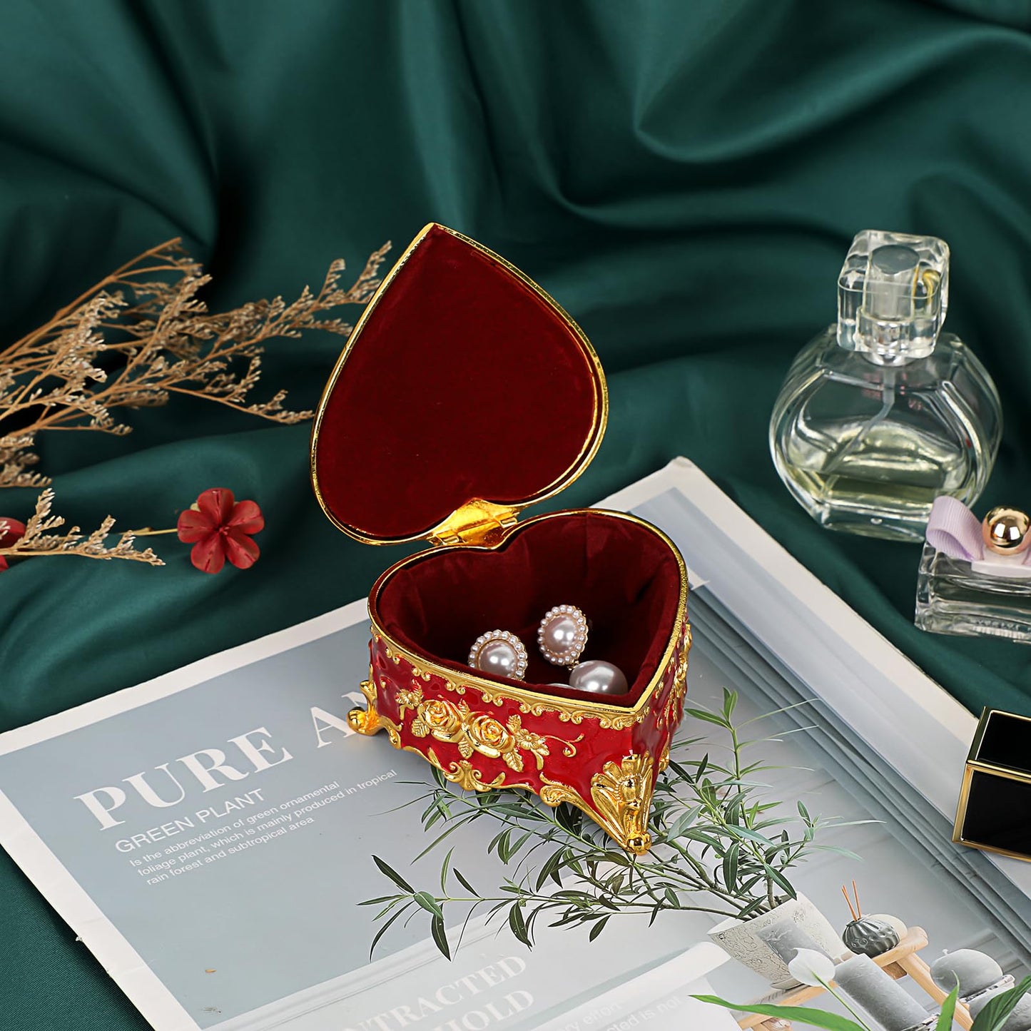 Hipiwe Heart Shape Jewelry Box Classic Metal Trinket Organizer Ring Storage Box with Rose Pattern Jewelry Storage Box for Ring Earrings Necklace, Gift for Women, Red
