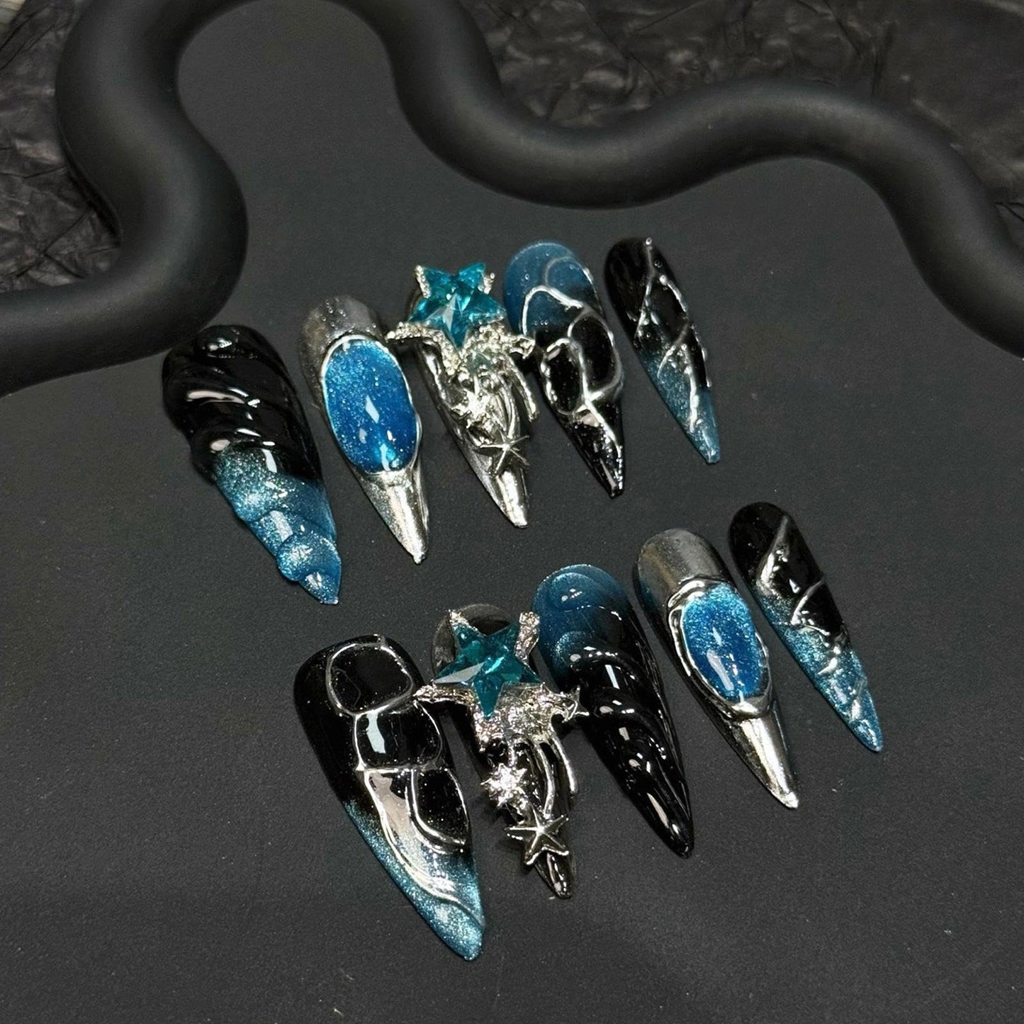 Handmade 3D Dark Sci-Fi Ocean Star Stiletto Press On Nails, Blue Black Gradient Rhinestone Artisan Nails Set, Reusable Glossy Press-ons with Tool Kit(M)