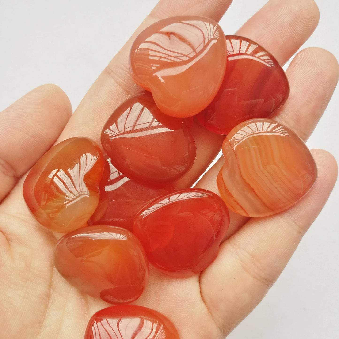 Bacatgem 3 Pcs Natural Carnelian Pocket Palm Thumb Healing Crystal Heart Love Worry Stones,1 inches Reiki Balancing Crystal and Healing Stones